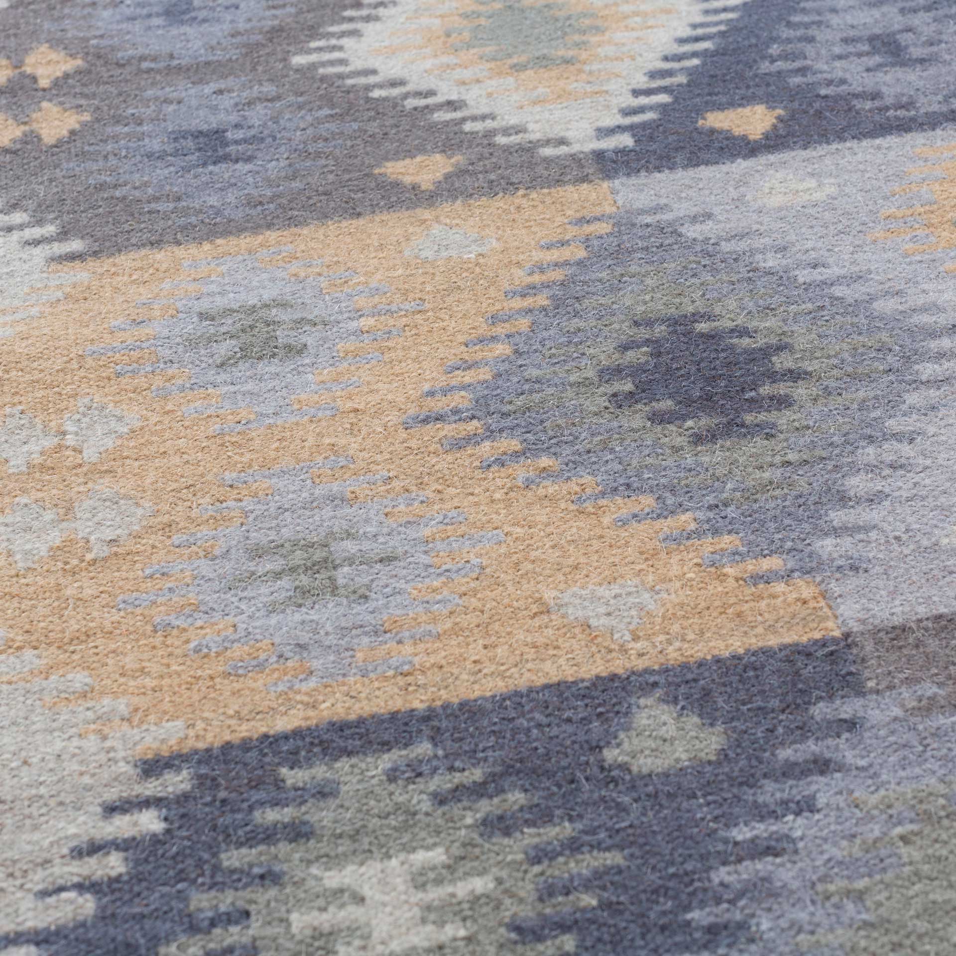 Abel Wall Hanging Wheat/Beige/Navy - Image 2