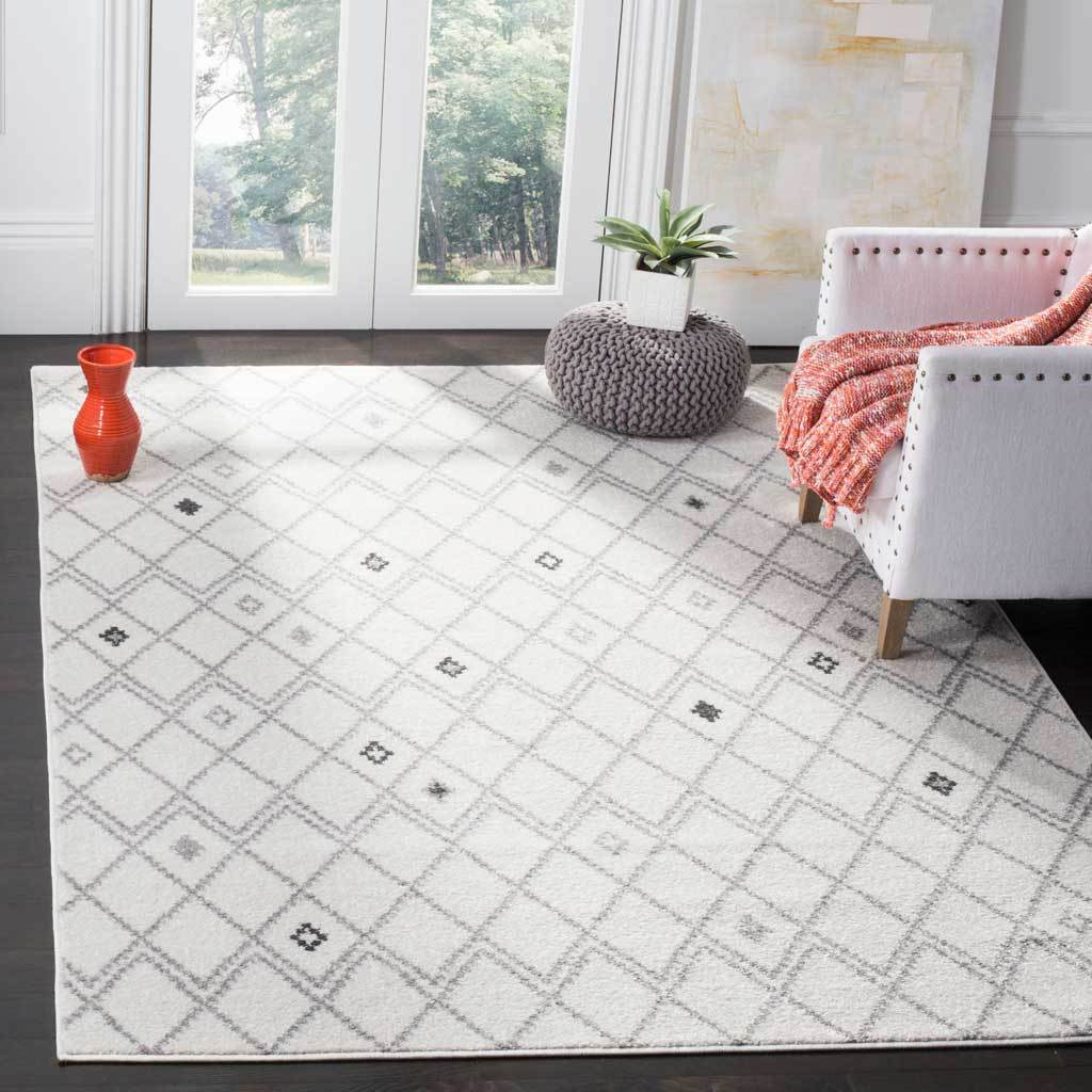 Adirondack Diamond Ivory/Gray Area Rug - Image 4