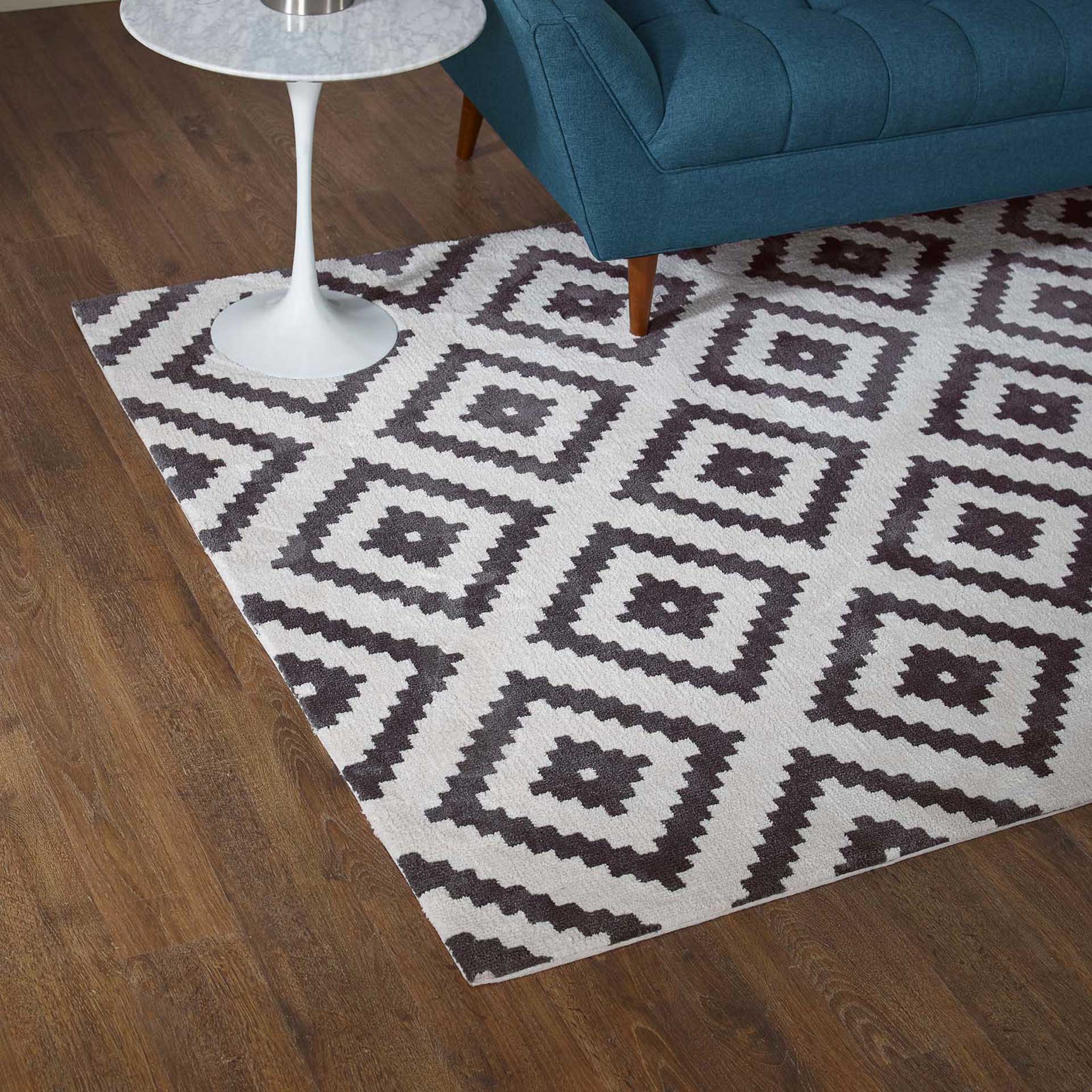 Aidan Area Rug Charcoal/Ivory - Image 5