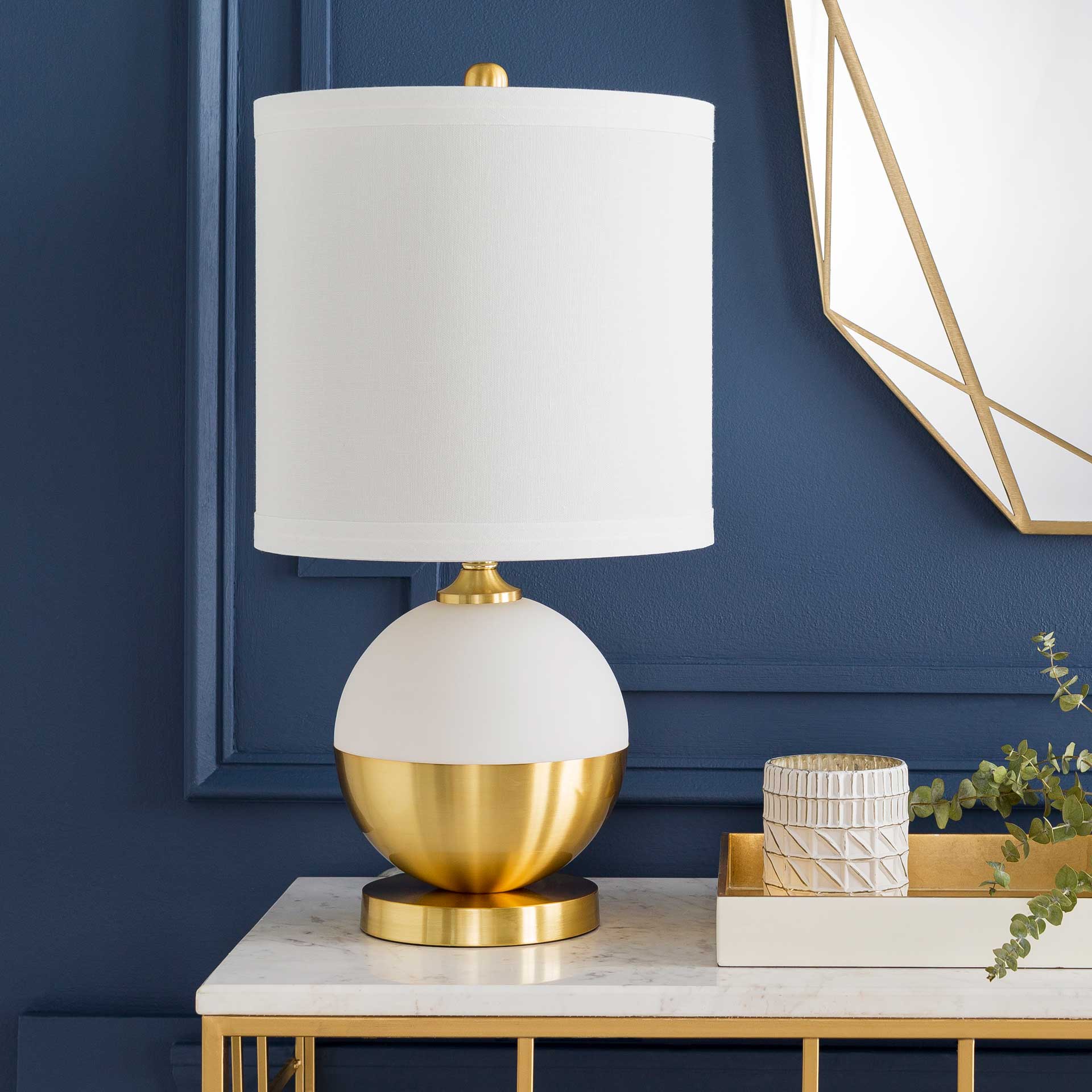 Alexander Table Lamp White/Brass - Image 8