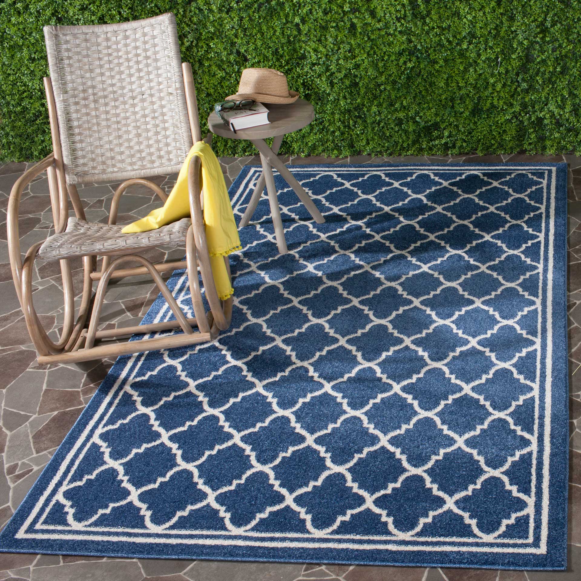 Amherst Lantern Navy/Beige Area Rug - Image 6