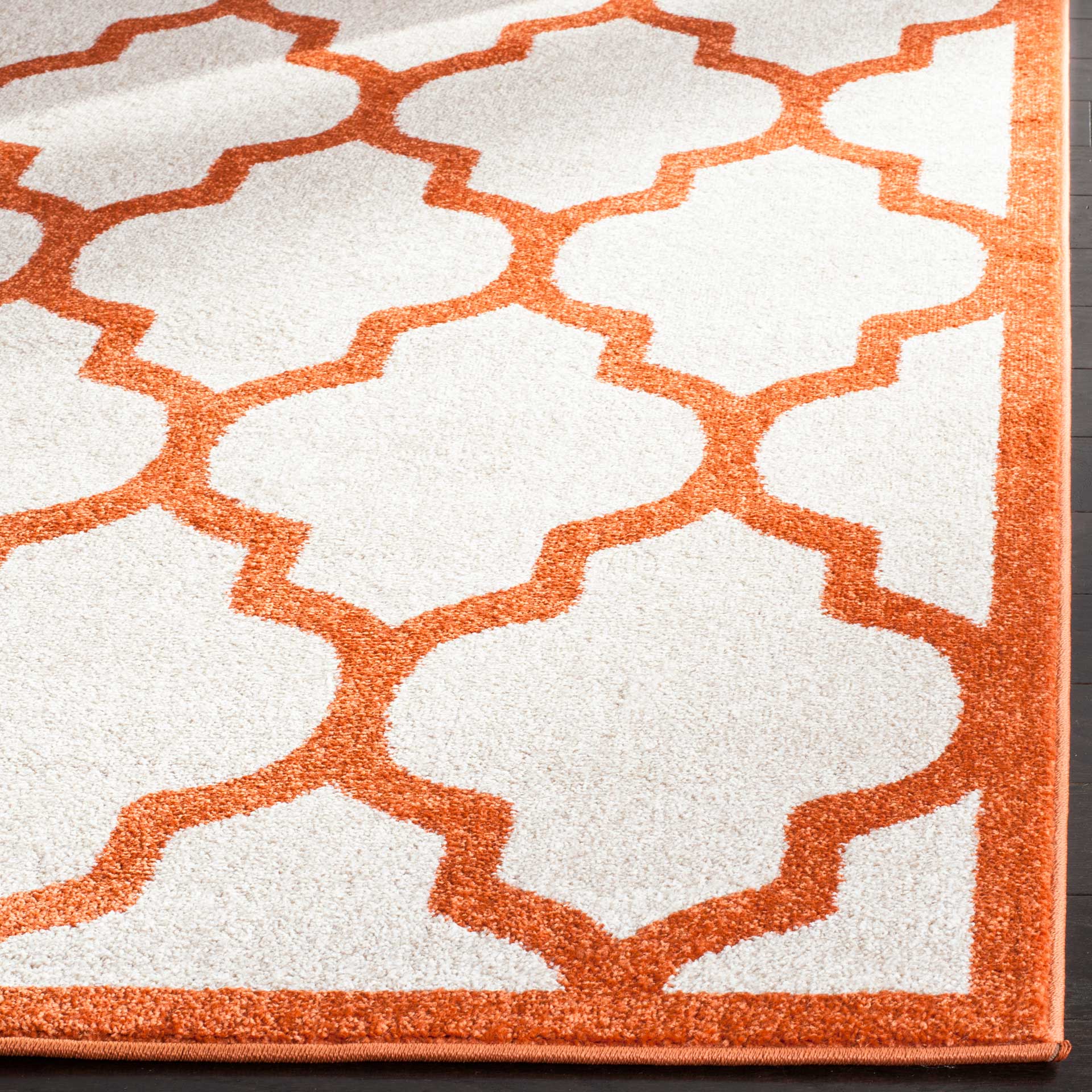 Amherst Quatrefoil Beige/Orange Area Rug - Image 5