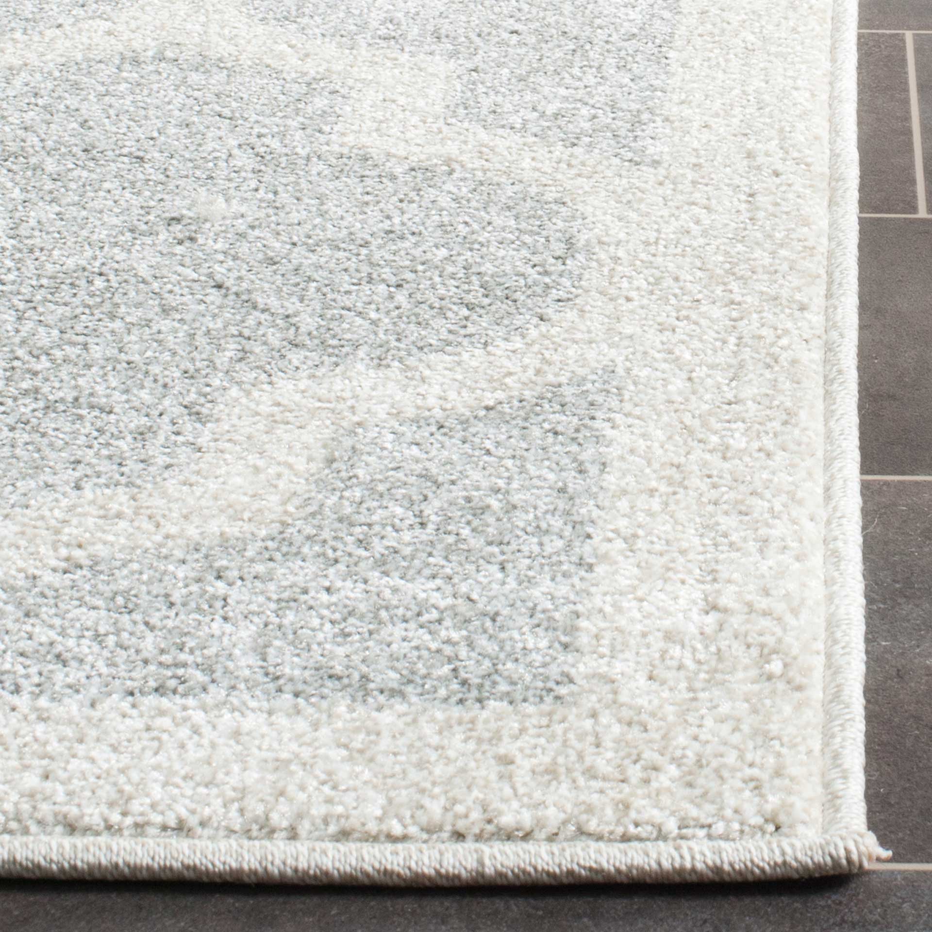 Amherst Quatrefoil Light Gray/Beige Area Rug - Image 6