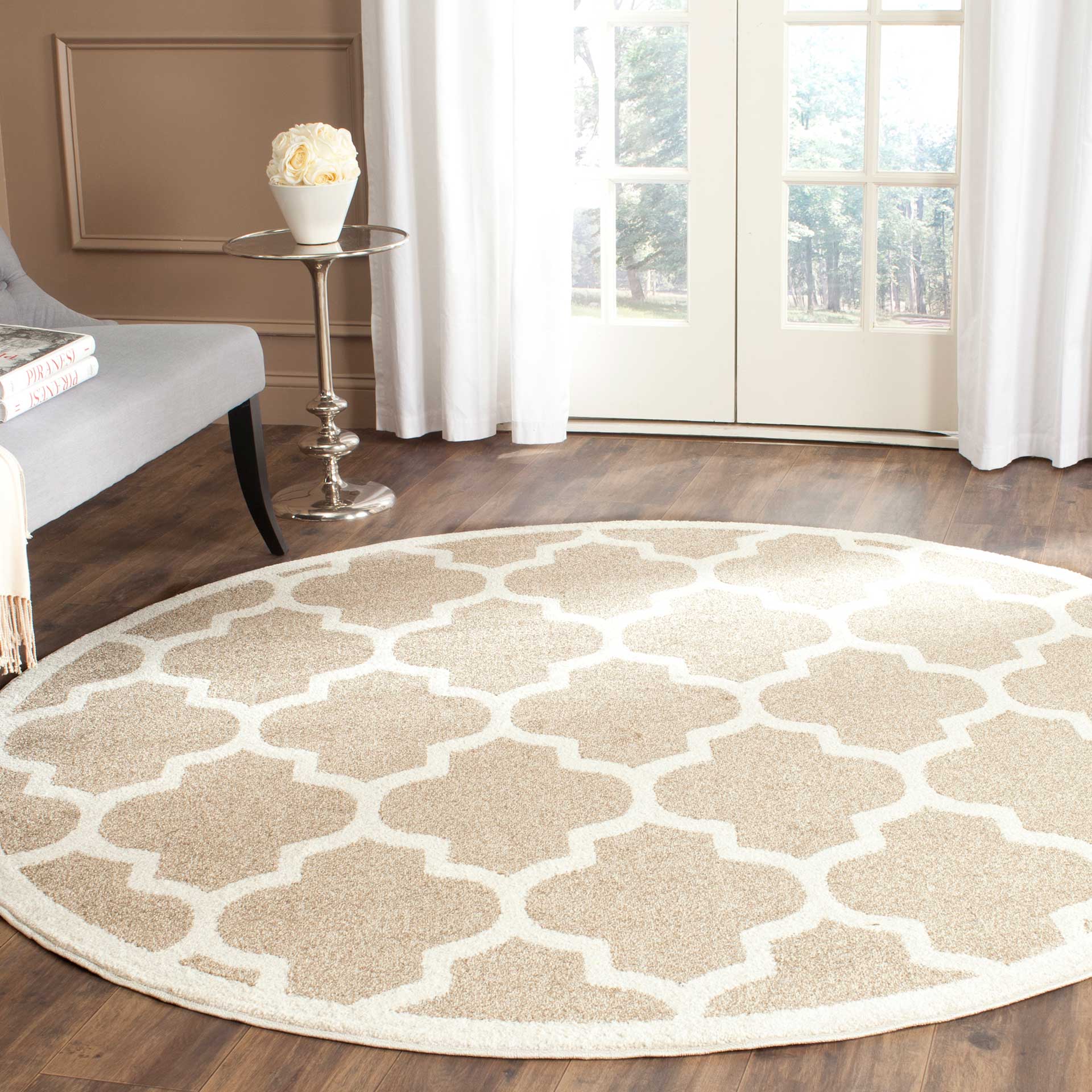 Amherst Quatrefoil Wheat/Beige Round Rug - Image 2