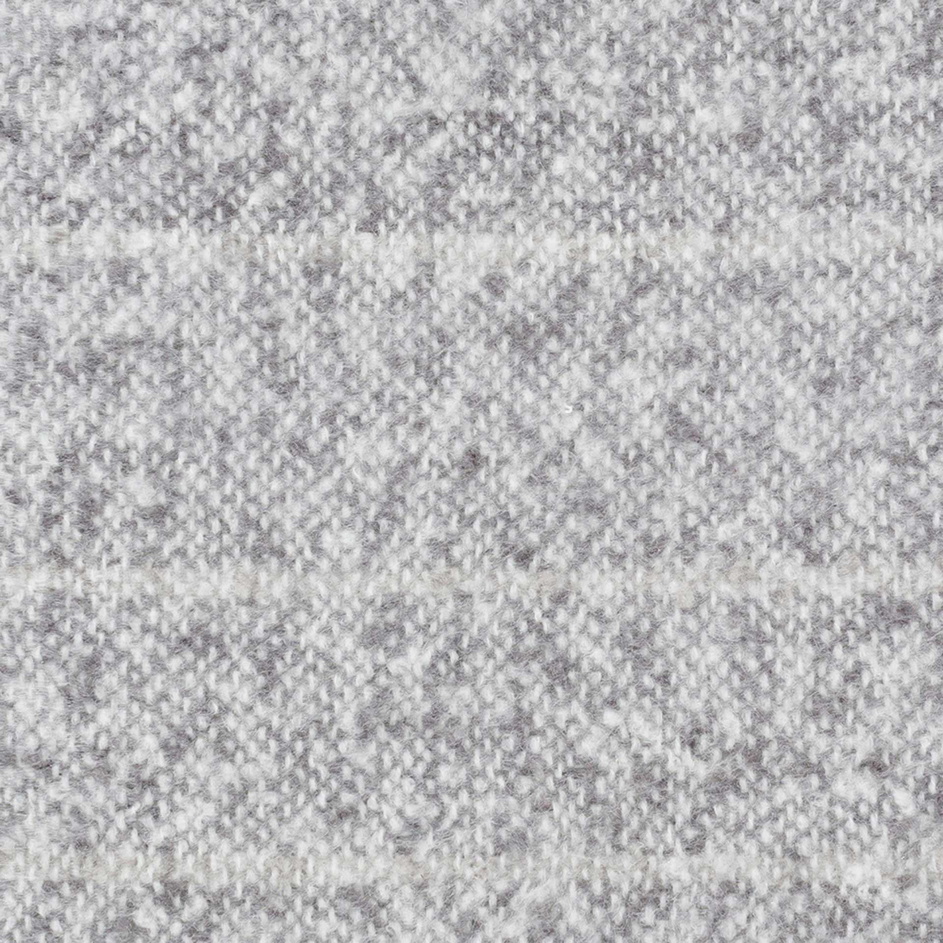 Arham Throw Medium Gray/White/Charcoal - Image 3