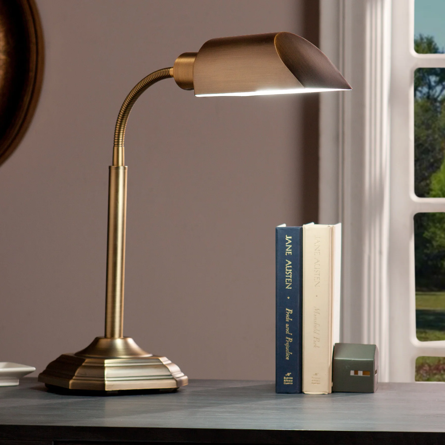 Author Table Lamp Honey Brass - Image 2
