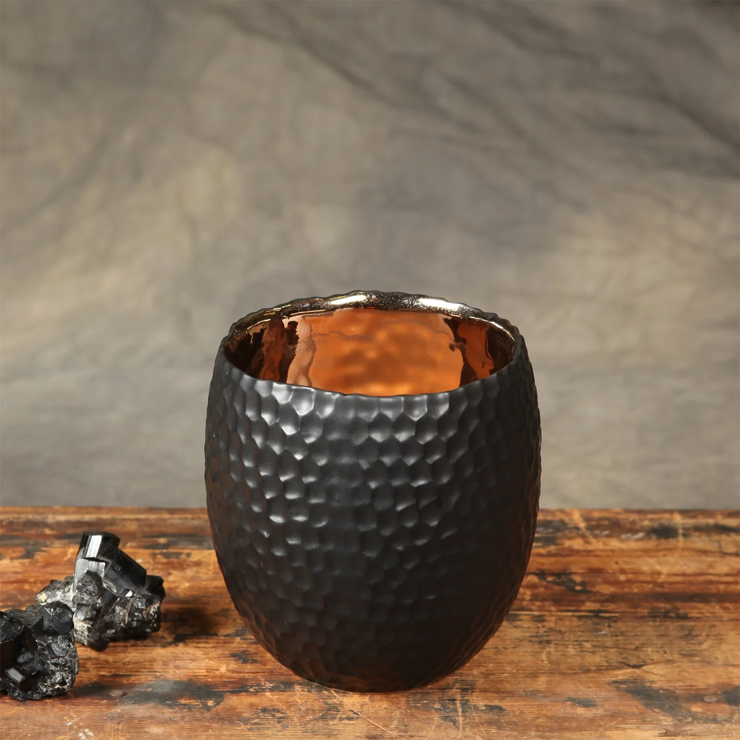 Azir Ceramic Vase - Image 5