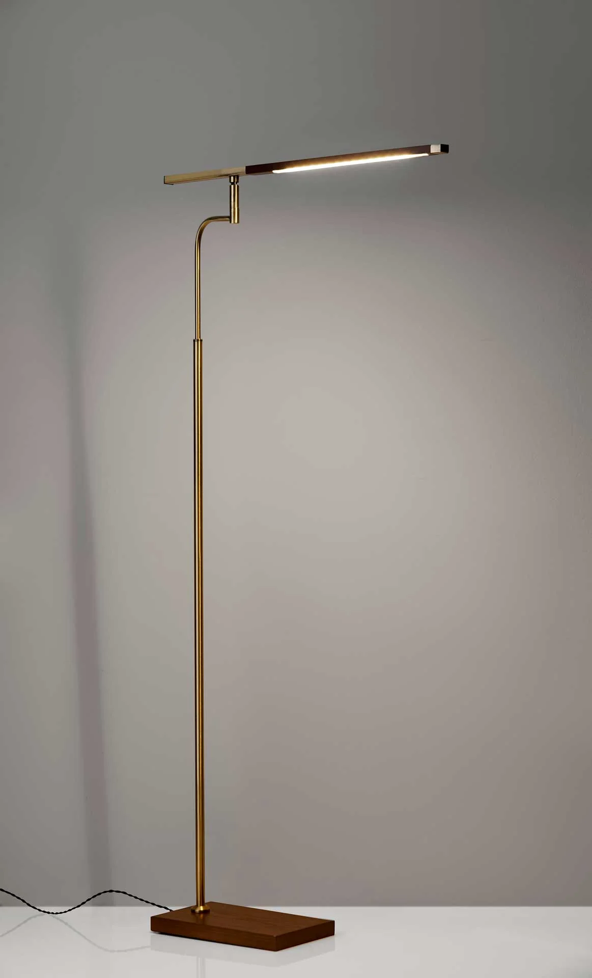 Bagneux LED Floor Lamp Walnut/Brass - Image 5