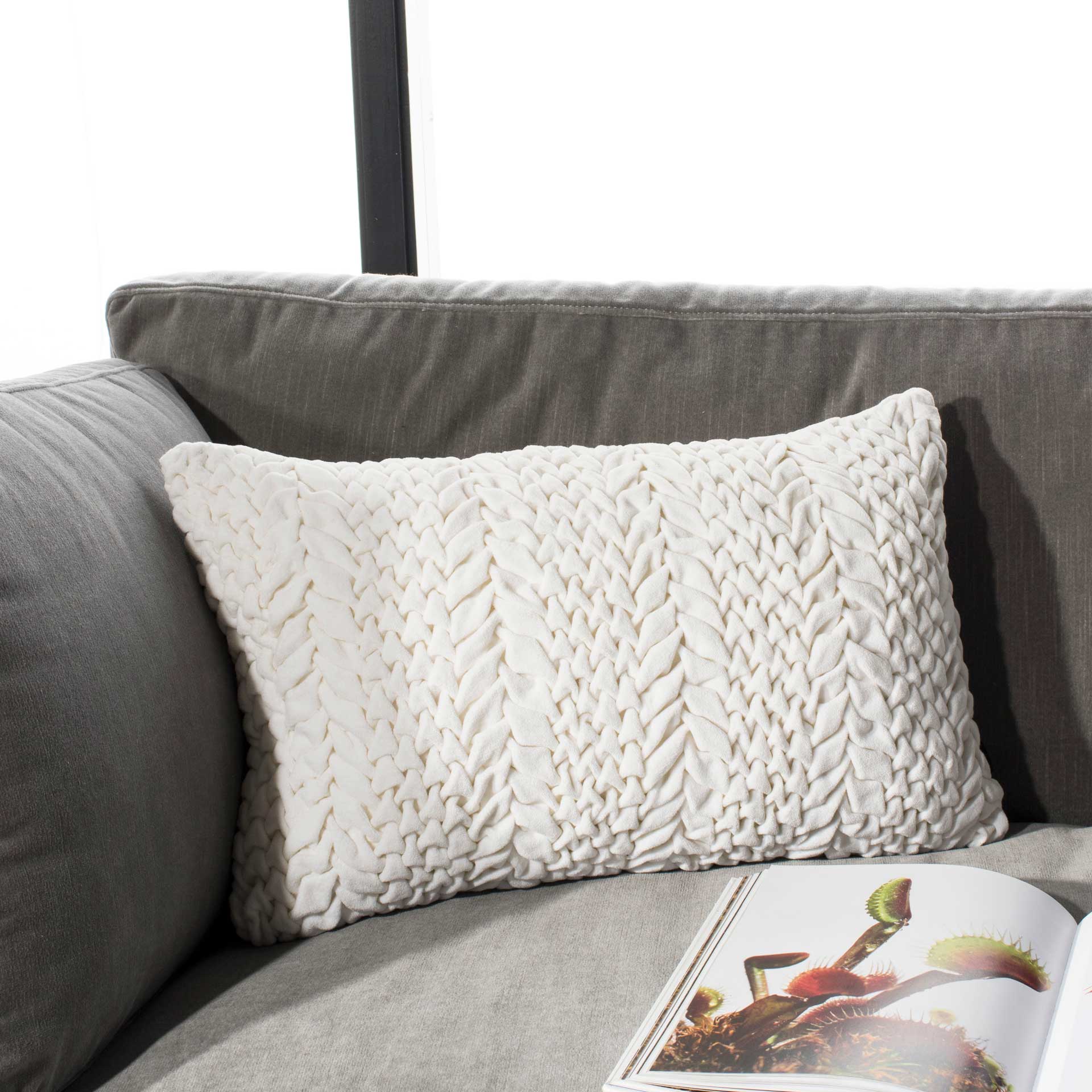 Bailee Pillow Cream - Image 6