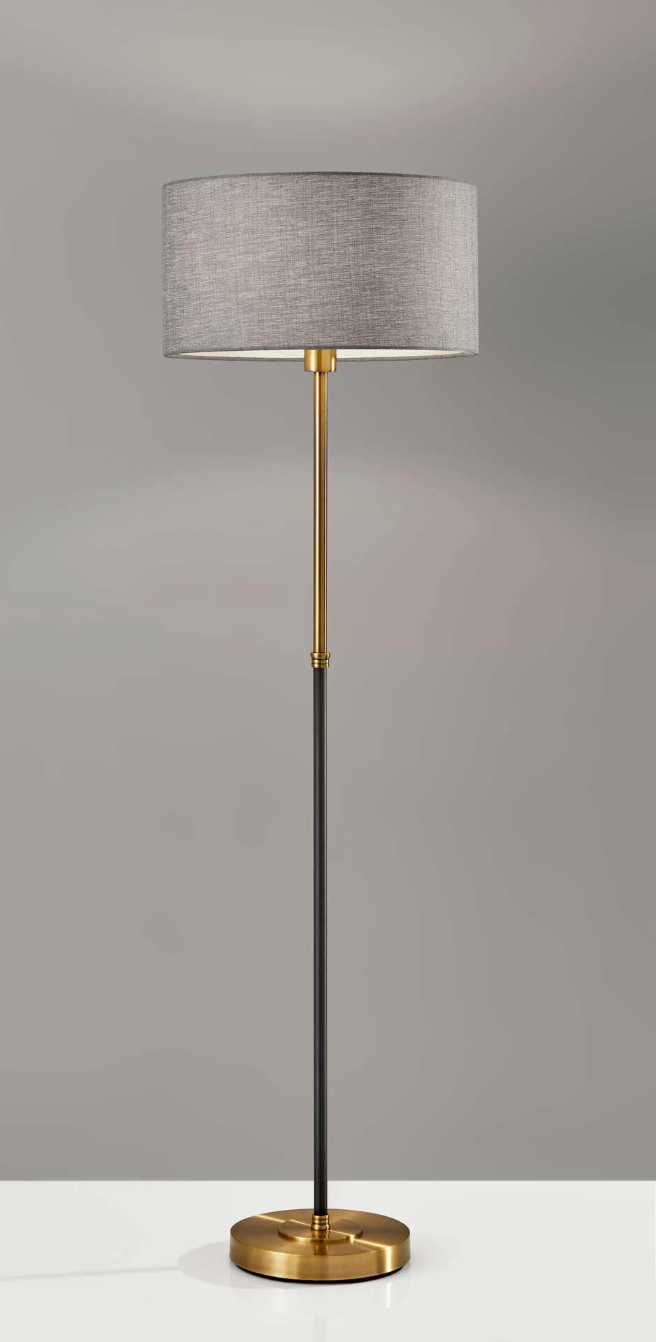 Begles Floor Lamp Black/Antique Brass - Image 2