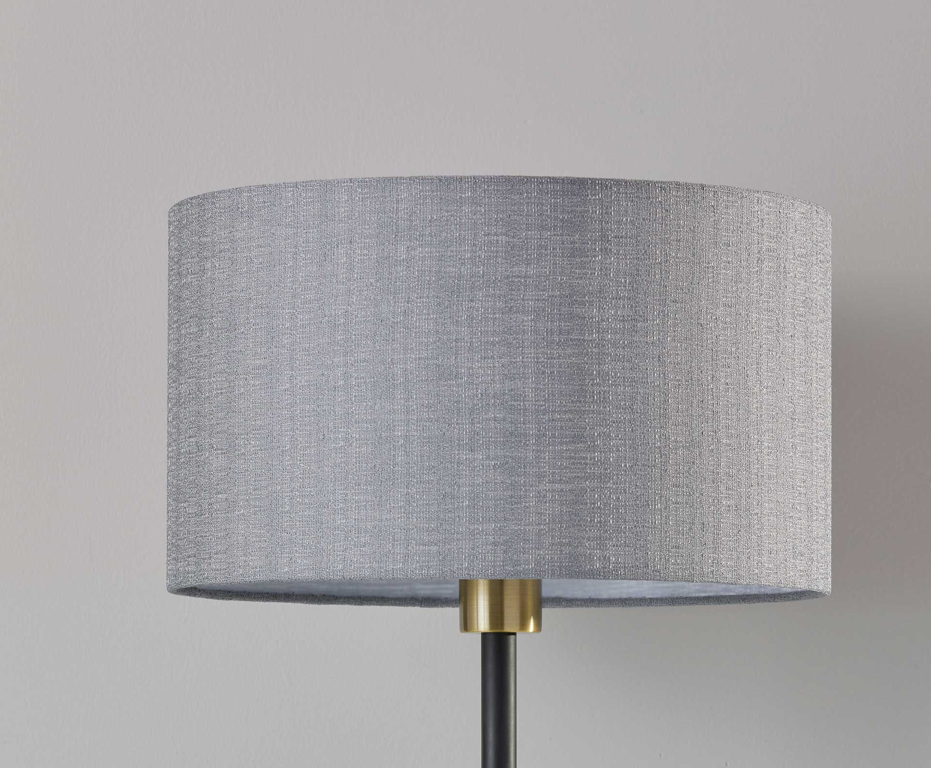 Begles Table Lamp Black/Antique Brass - Image 3