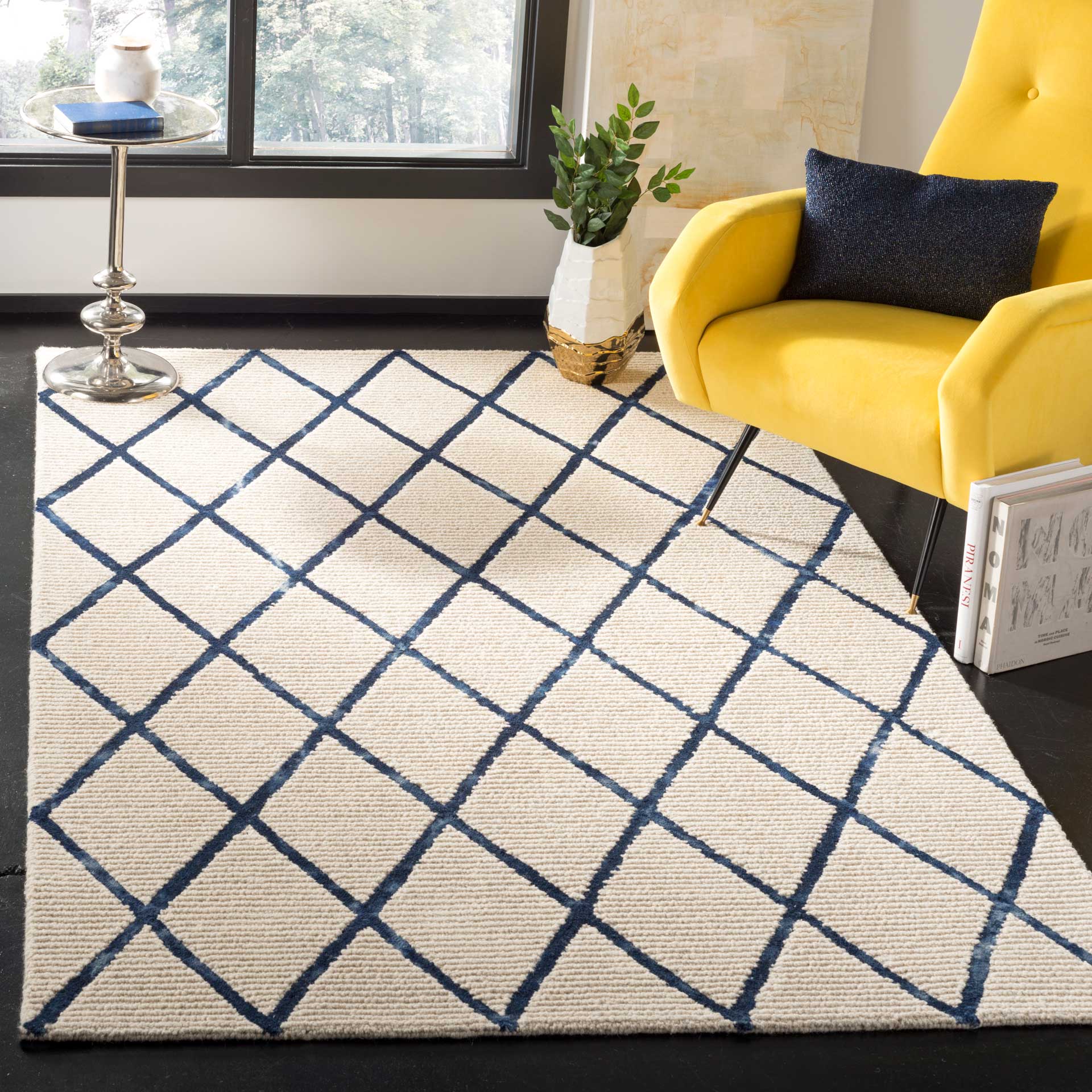 Blossom Ivory/Navy Area Rug - Image 6