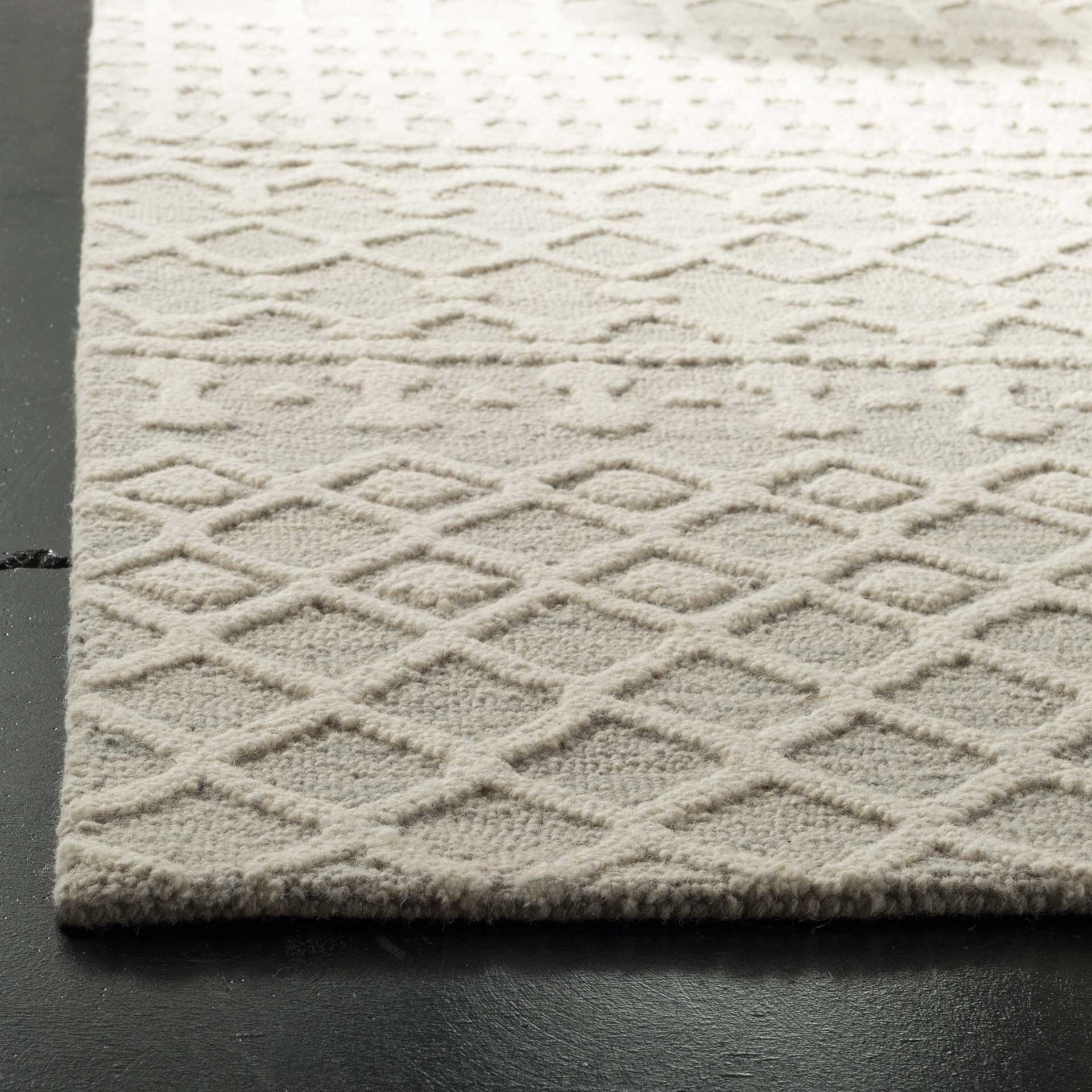 Blossom Silver/Ivory Area Rug - Image 5