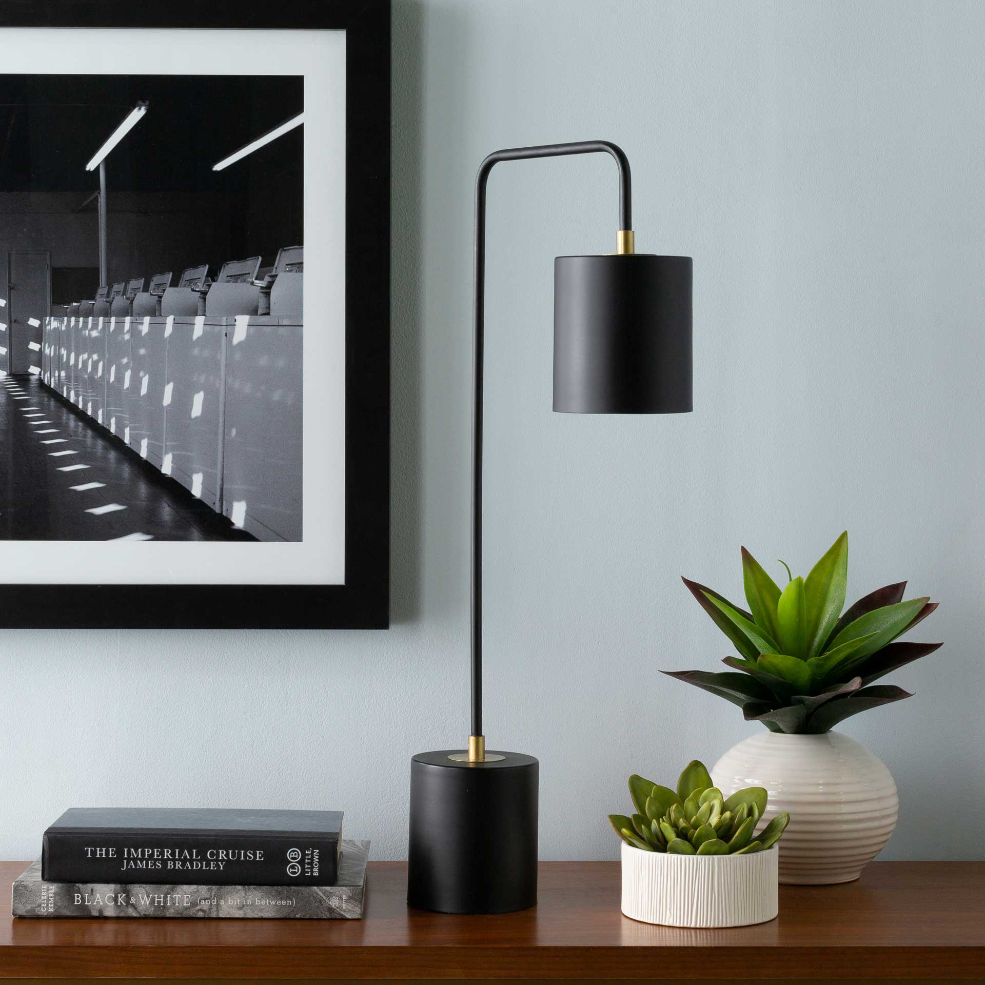 Bobby Table Lamp Black/Brass - Image 5