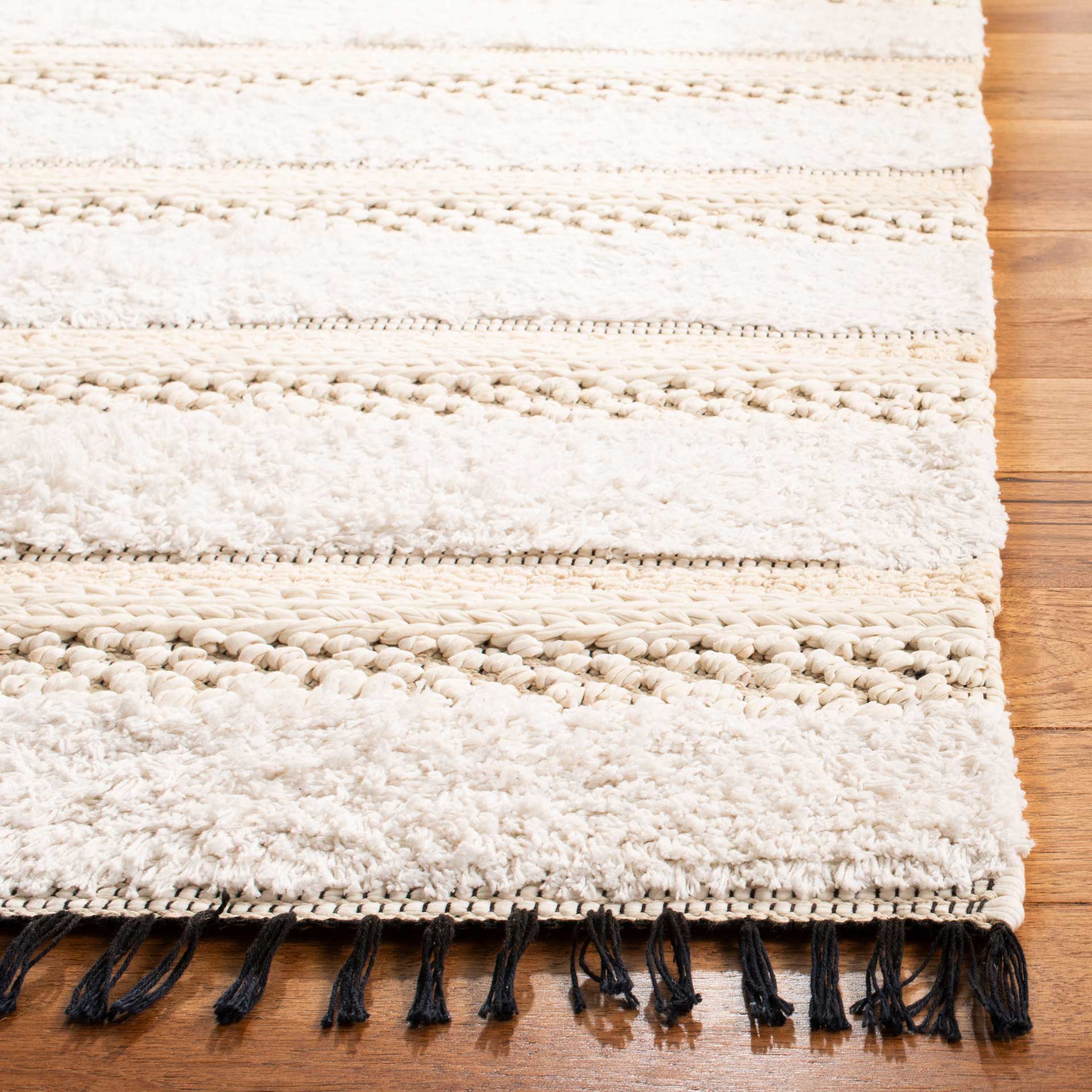 Boston Ivory/Beige Area Rug - Image 2