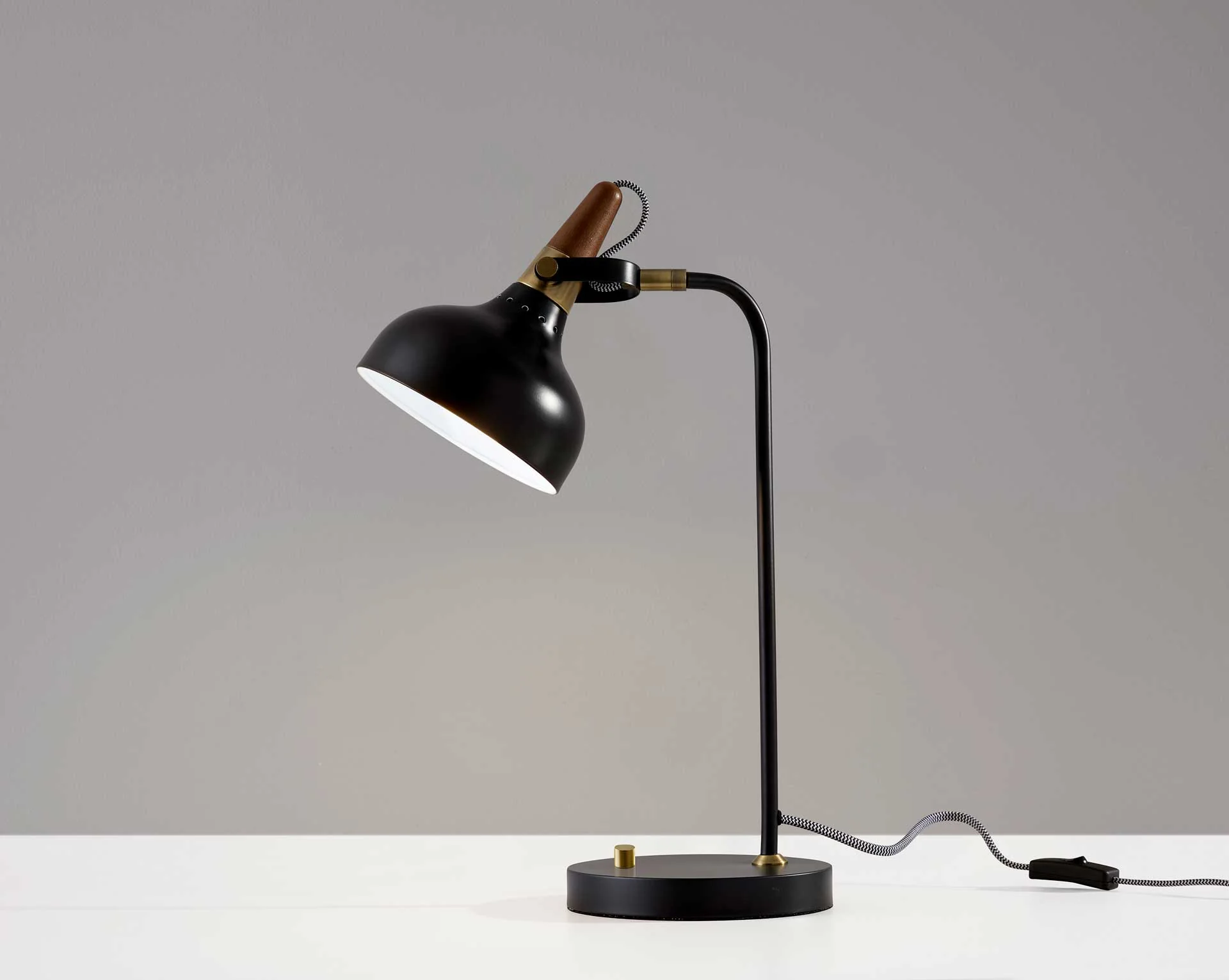 Brest Desk Lamp Black - Image 3