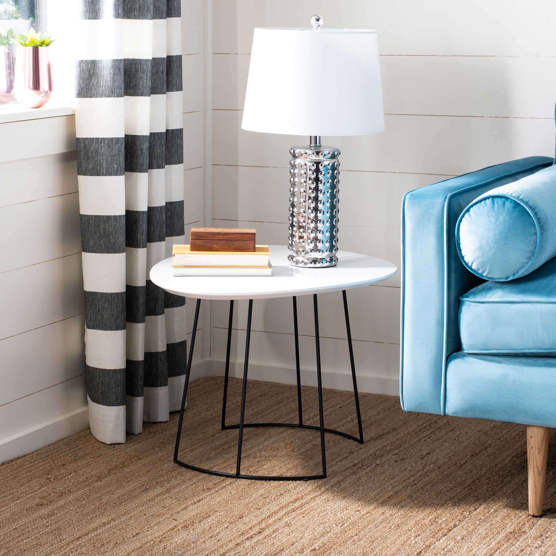 Bria Side Table Lacquer White/Black - Image 7