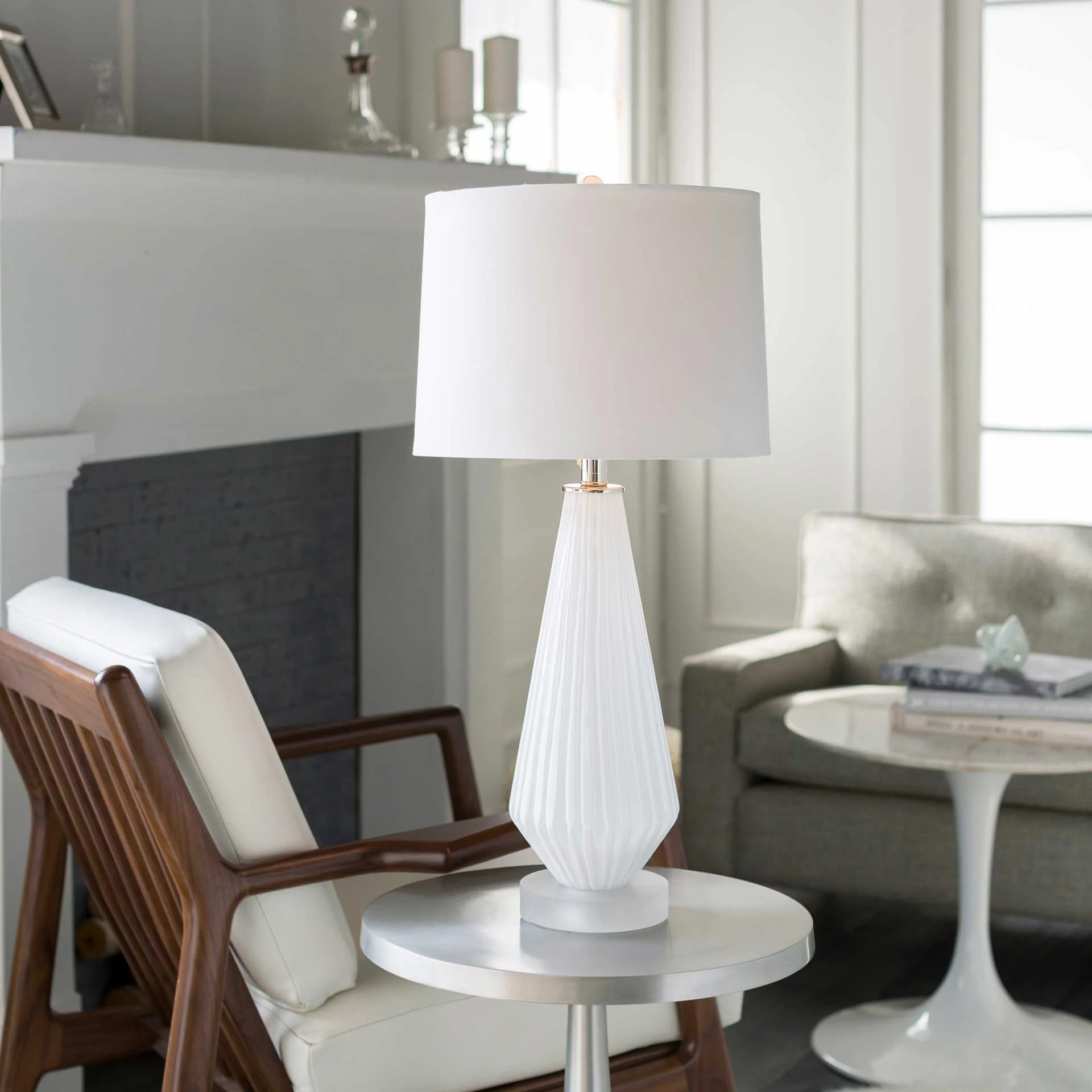 Brock Table Lamp White - Image 3