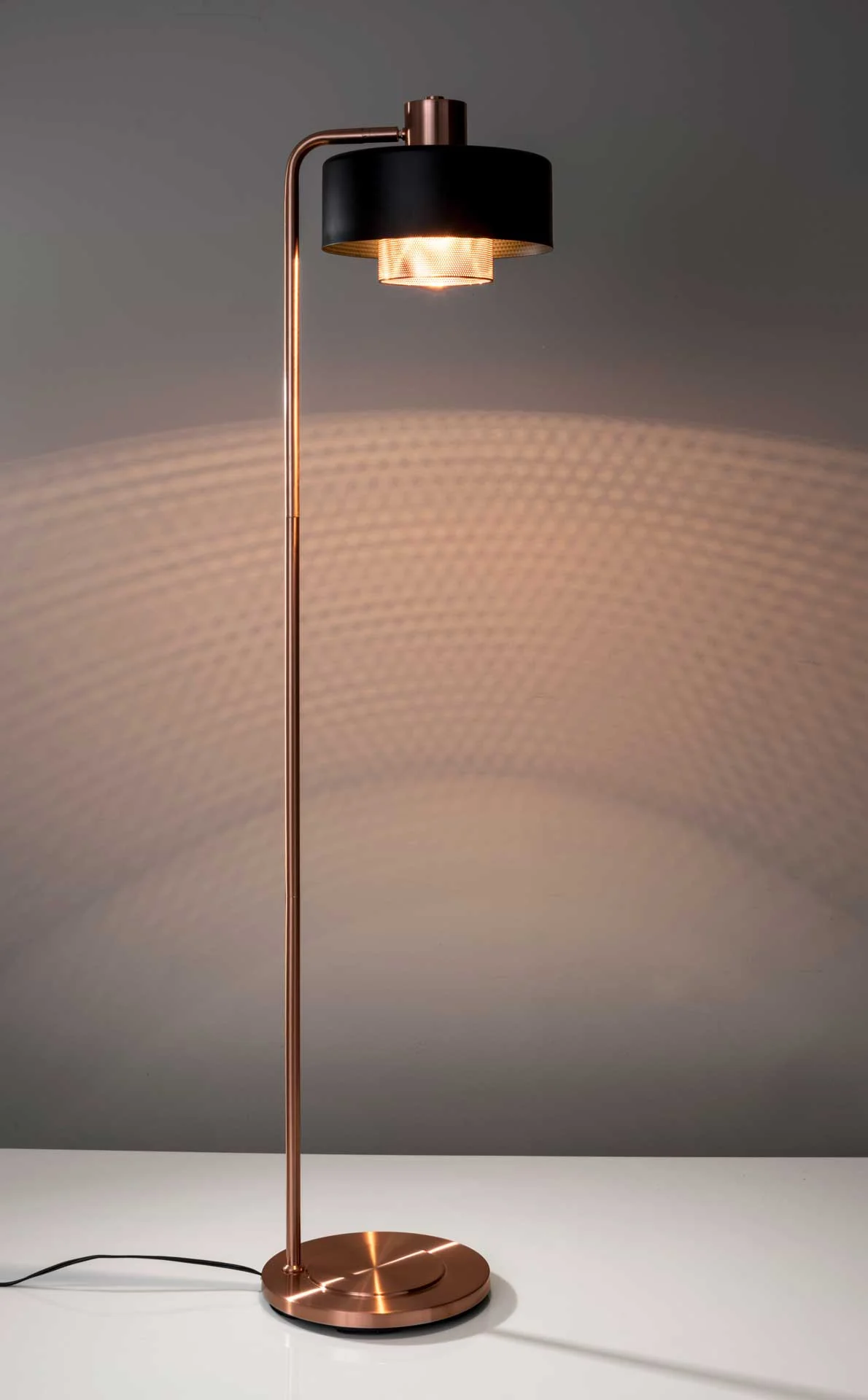 Brondby Floor Lamp Copper/Black - Image 3