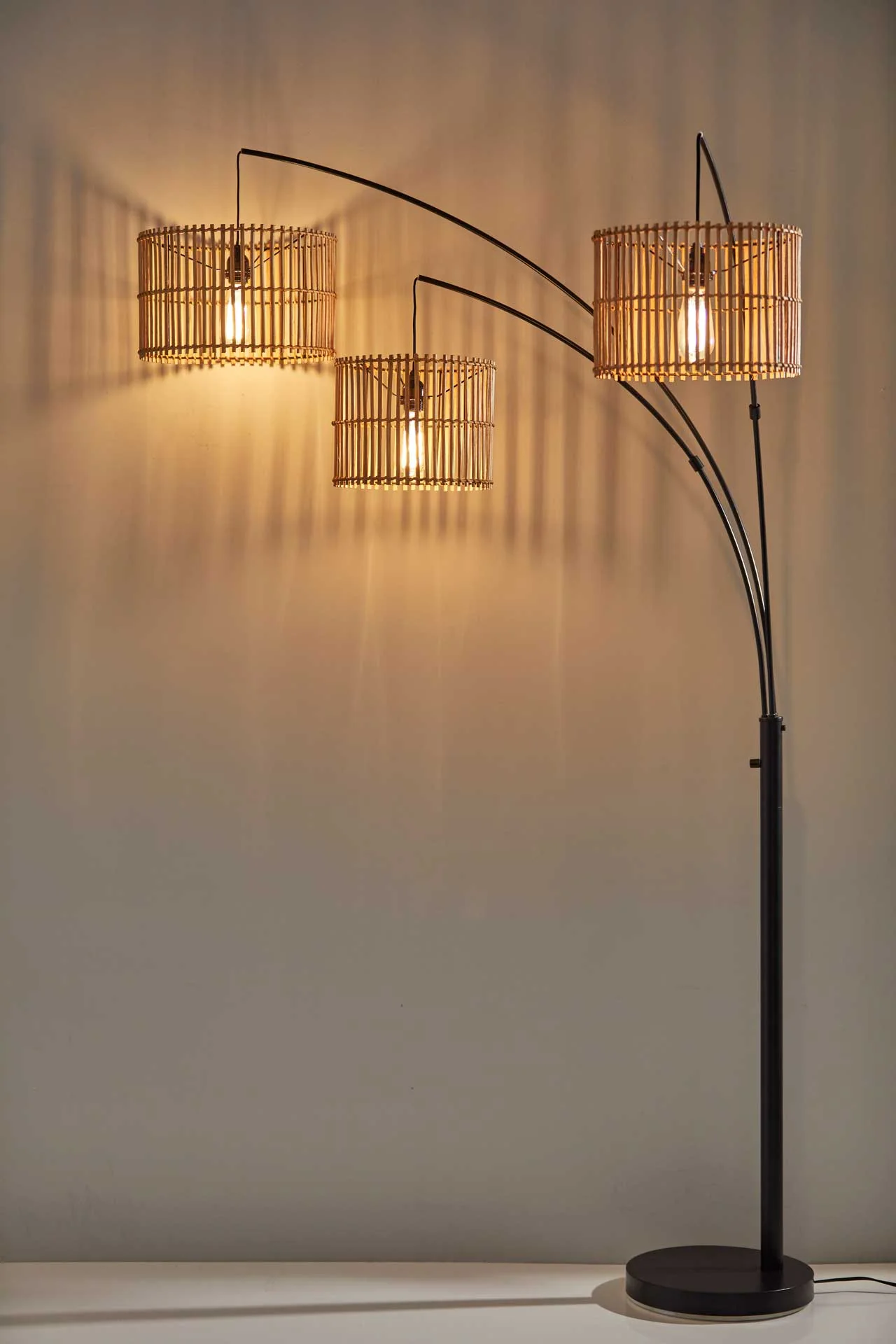 Cachan Arc Lamp Bronze/Brown - Image 4