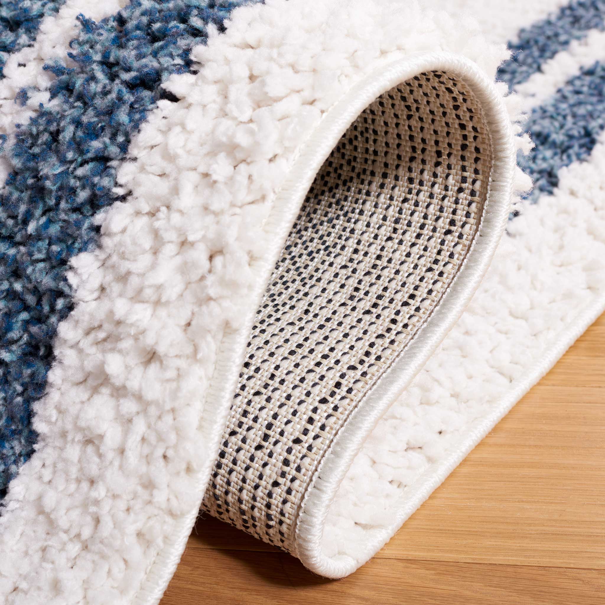 Calico Shag 100 Area Rug Ivory/Blue - Image 3