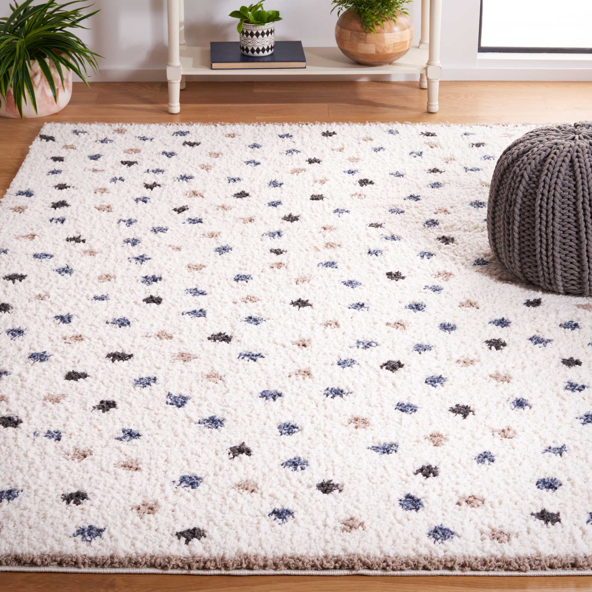 Calico Shag 102 Area Rug Ivory/Taupe - Image 6