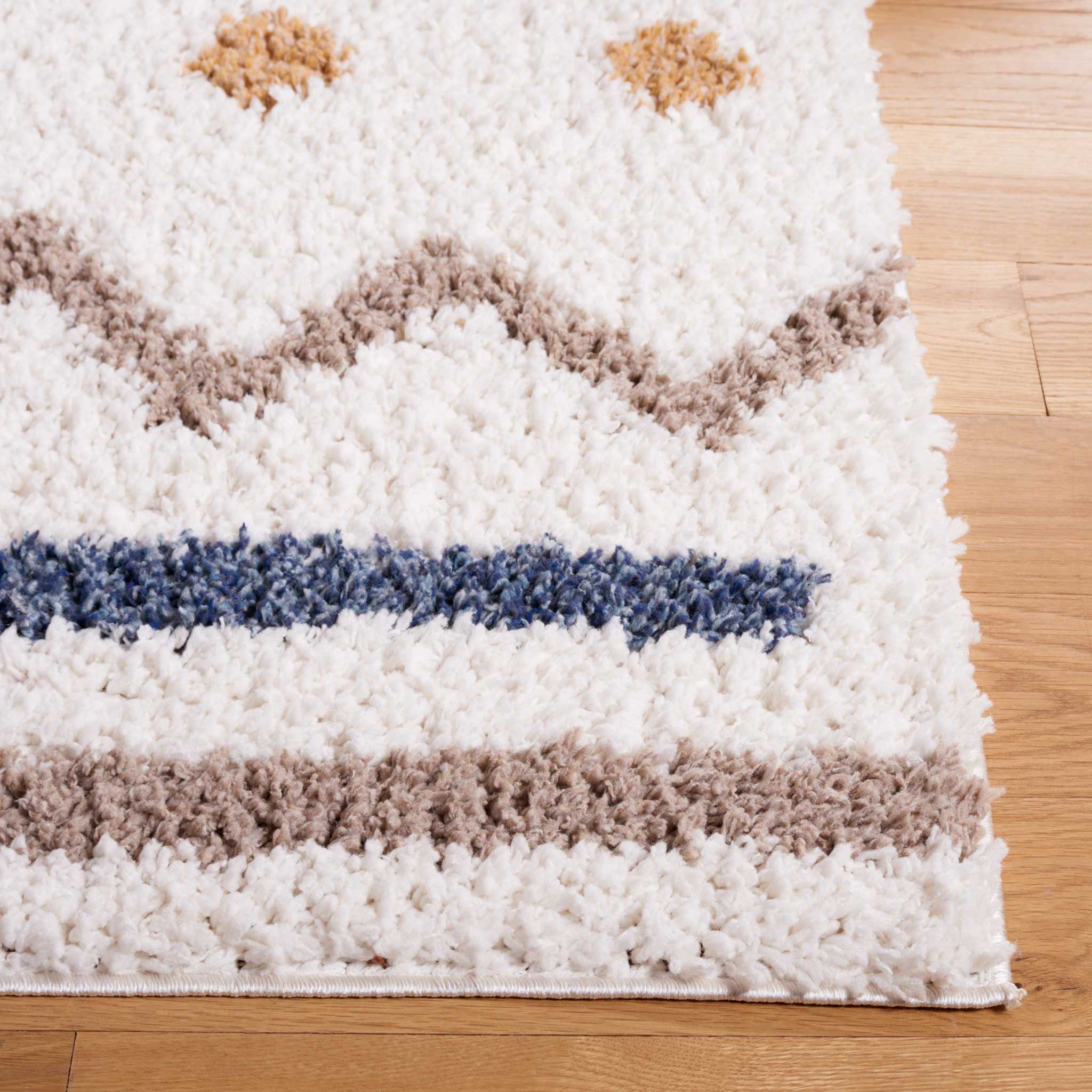 Calico Shag 106 Area Rug Ivory/Taupe - Image 2