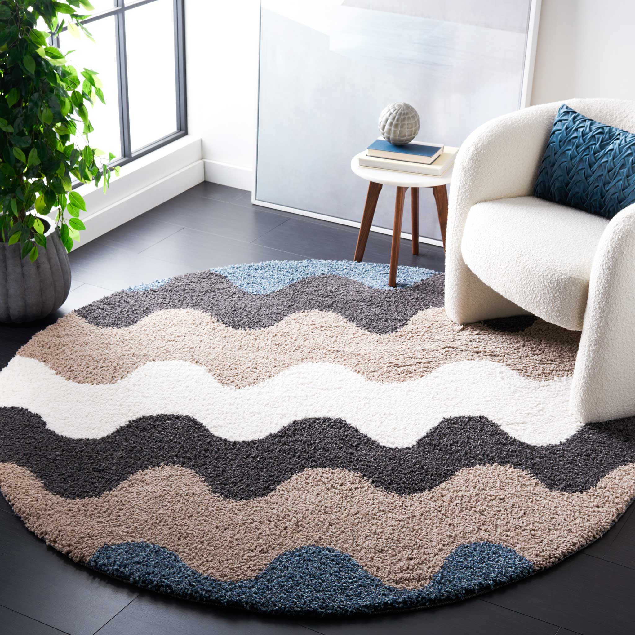 Calico Shag 116 Round Rug Black/Taupe - Image 3