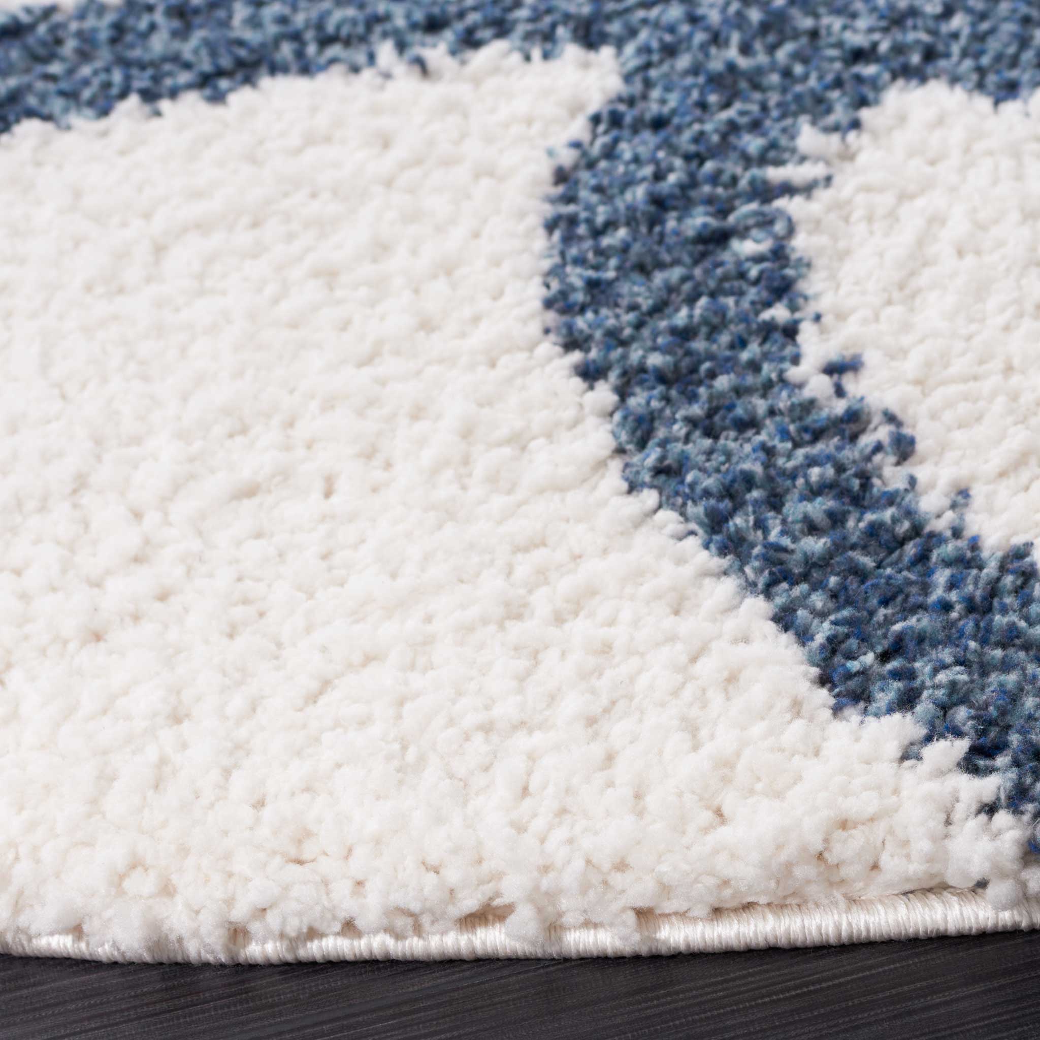 Calico Shag 118 Round Rug Ivory/Blue - Image 2