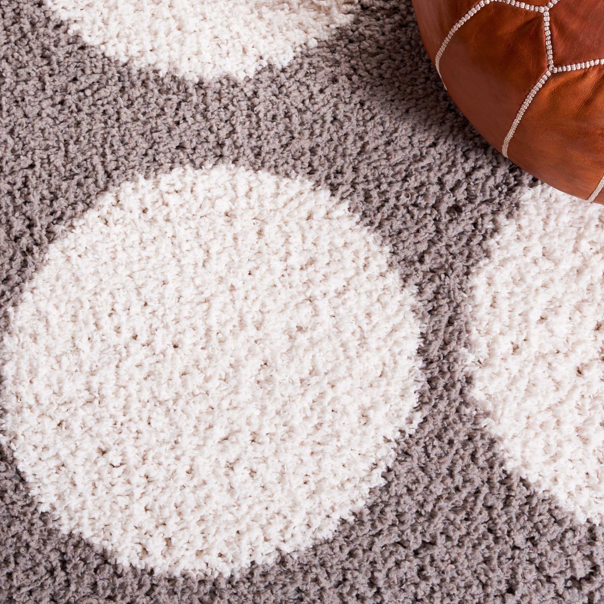 Calico Shag 120 Area Rug Gray/Ivory - Image 4