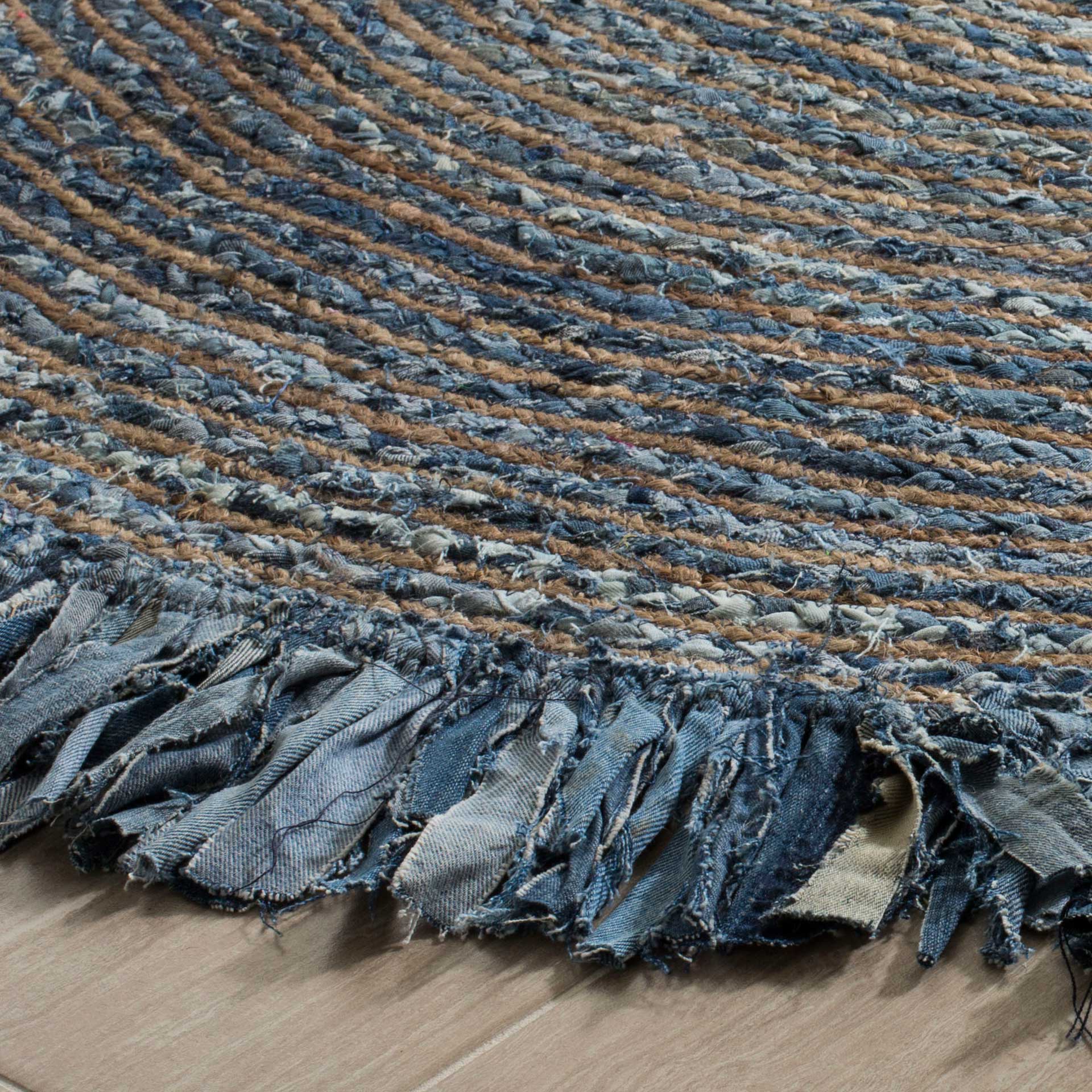 Cape Cod Ivory/Denim Round Rug - Image 4