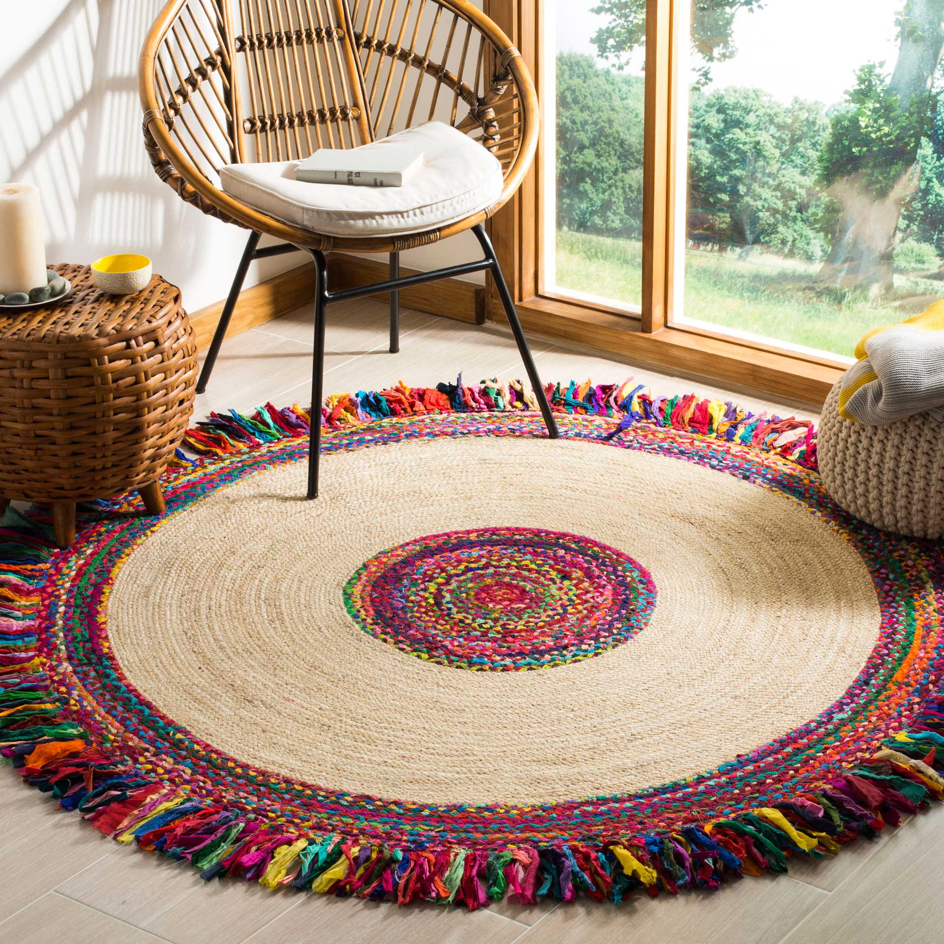 Cape Cod Ivory/Red Round Rug - Image 5