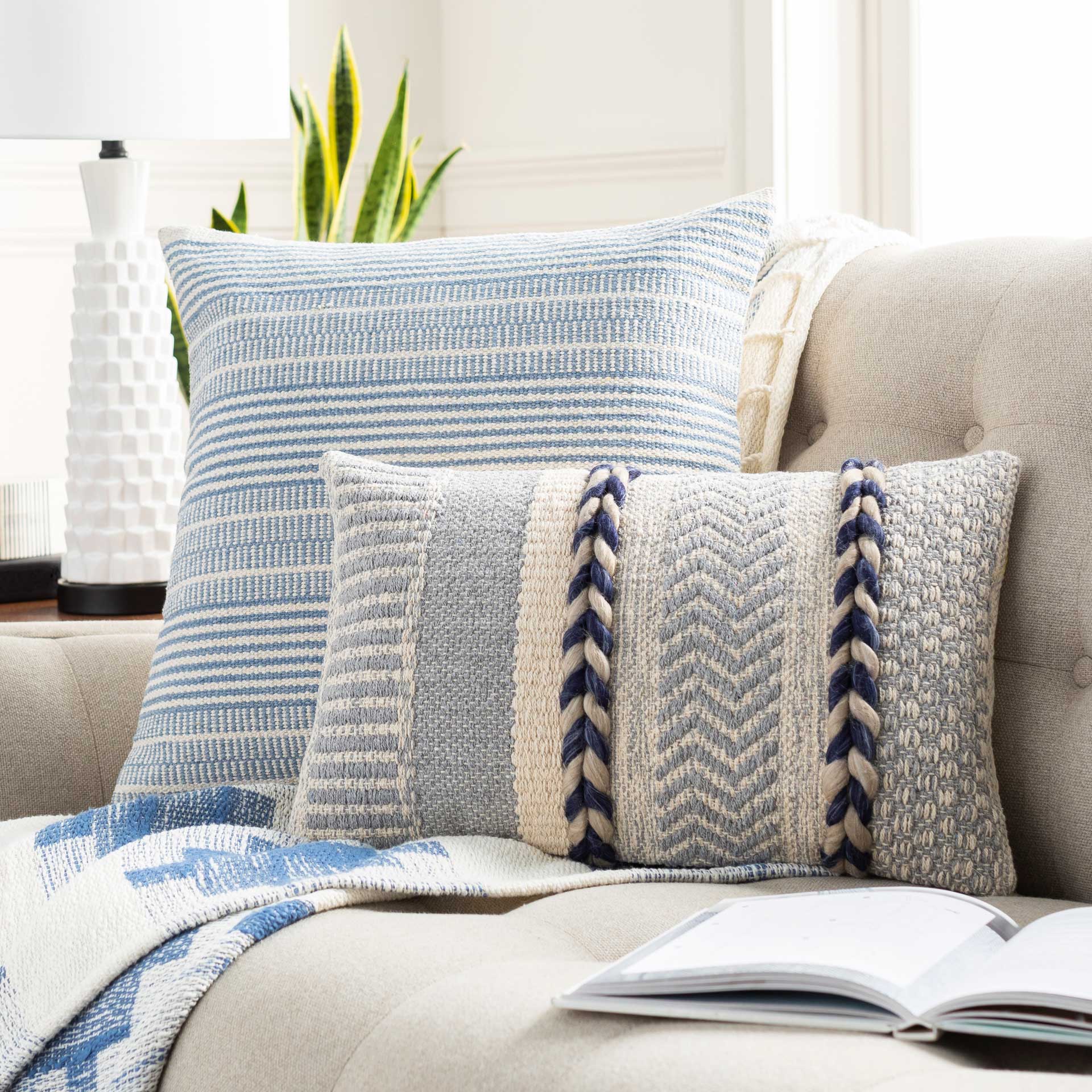 Carolina Pillow Cream/Navy/Denim - Image 3