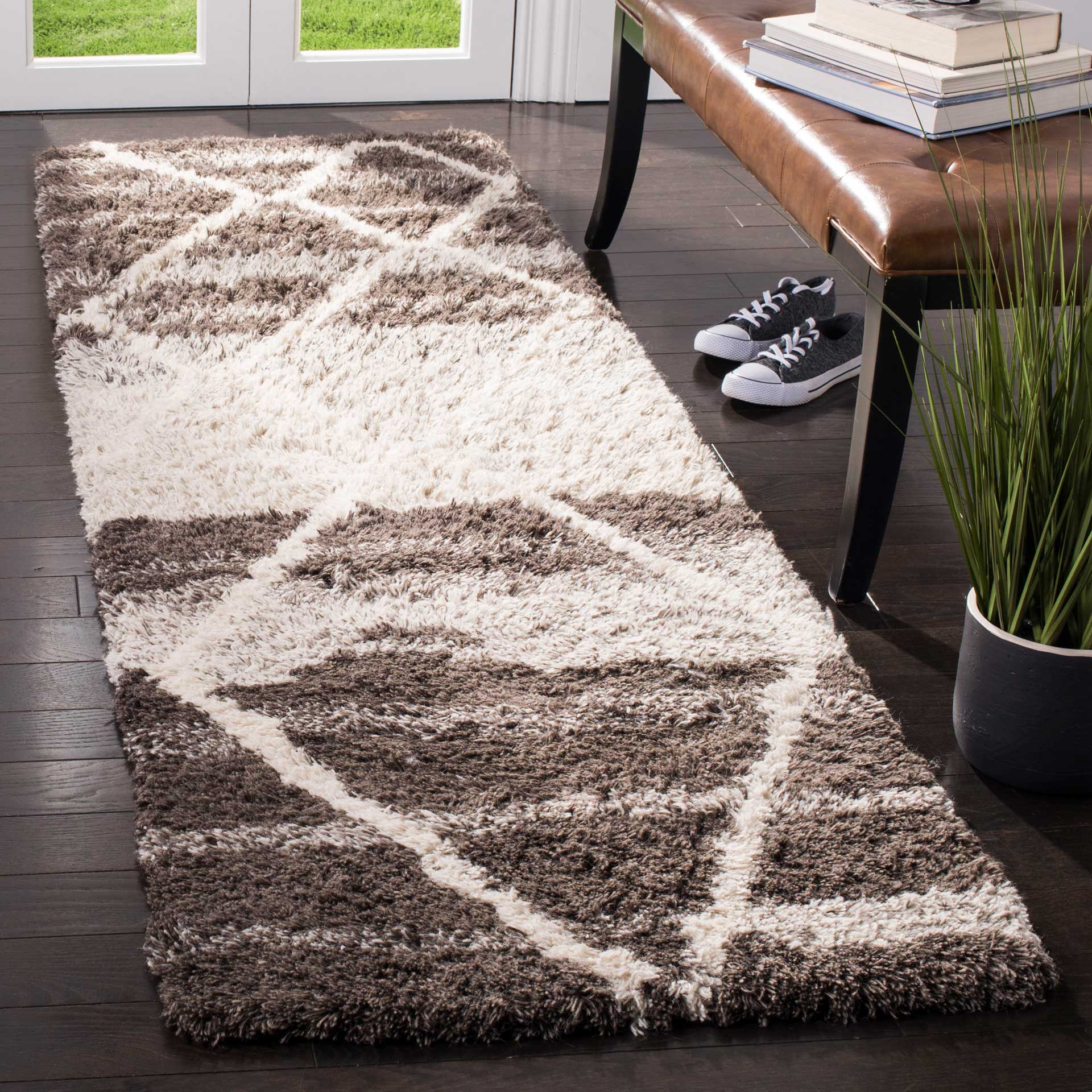 Casablanca Argyle Sand/Ivory Runner Rug - Image 2