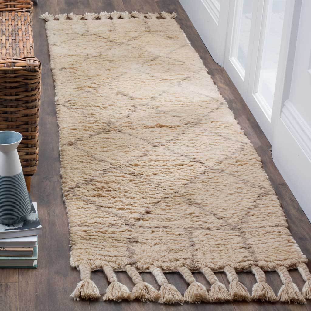 Casablanca Diamond Ivory/Light Gray Runner Rug - Image 2