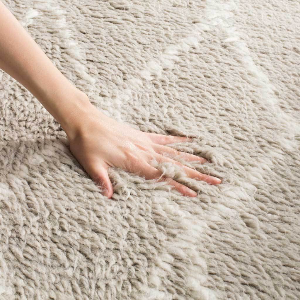 Casablanca Gray/Ivory Area Rug - Image 5