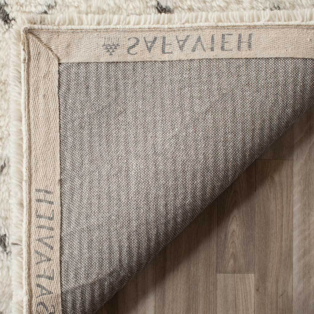 Casablanca Native Ivory/Gray Area Rug - Image 5