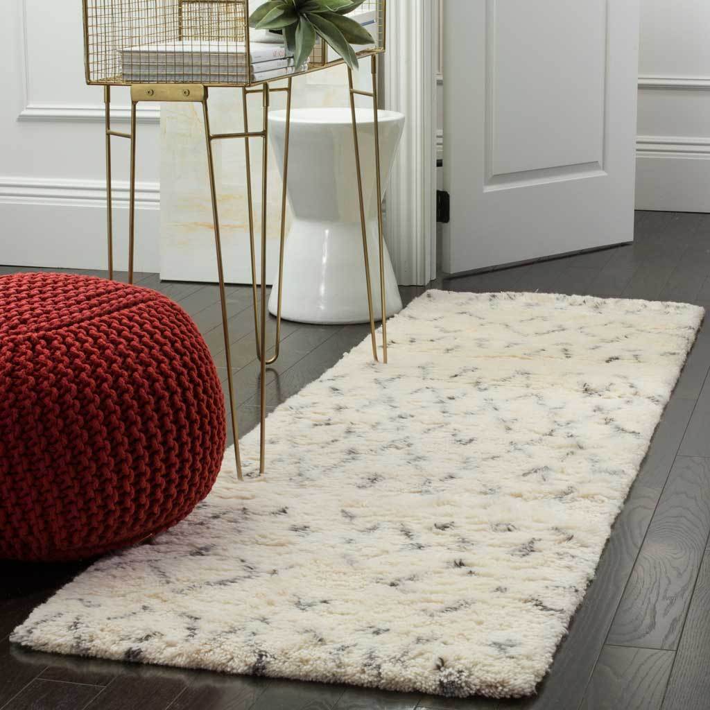 Casablanca Native Ivory/Gray Runner Rug - Image 2