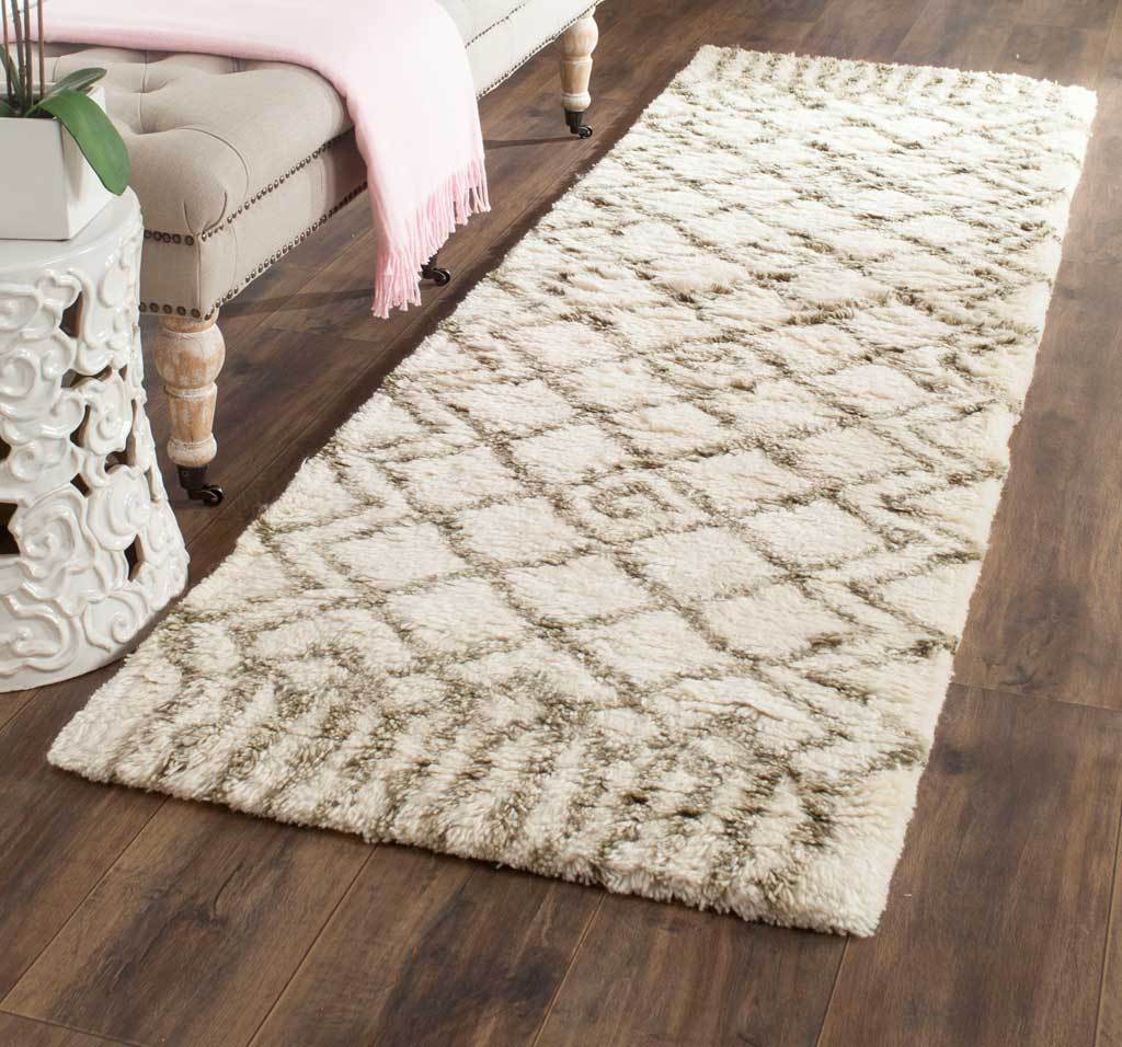 Casablanca Nomad Ivory/Green Runner Rug - Image 3