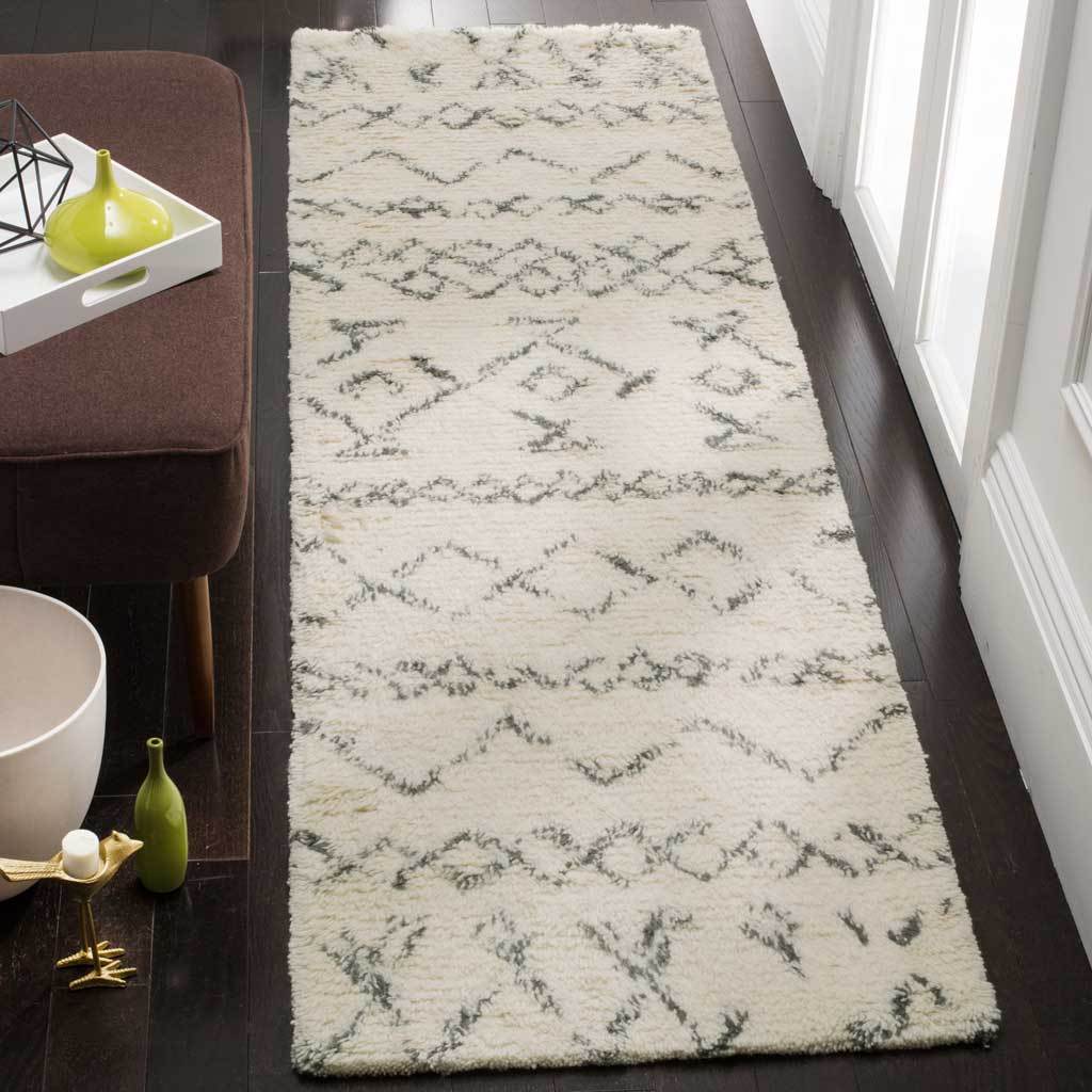 Casablanca Pyramid Ivory/Gray Runner Rug - Image 2