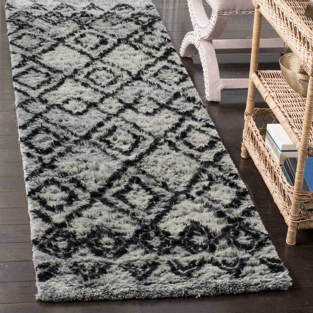 Casablanca Tribal Gray/Charcoal Runner Rug - Image 2