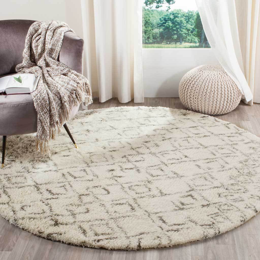 Casablanca Tribal Ivory/Gray Area Rug - Image 6
