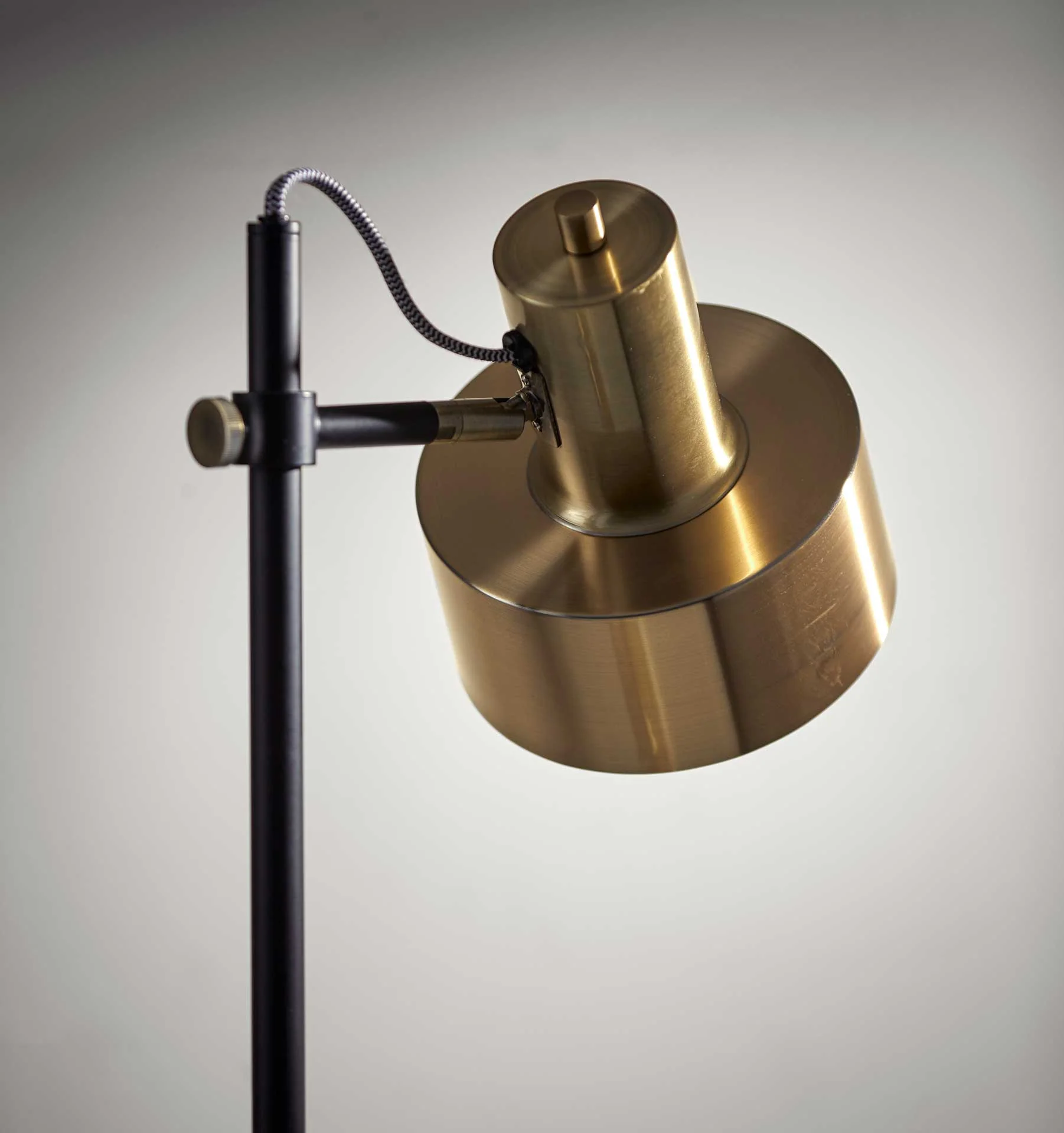 Clamart Desk Lamp Brass/Black - Image 7