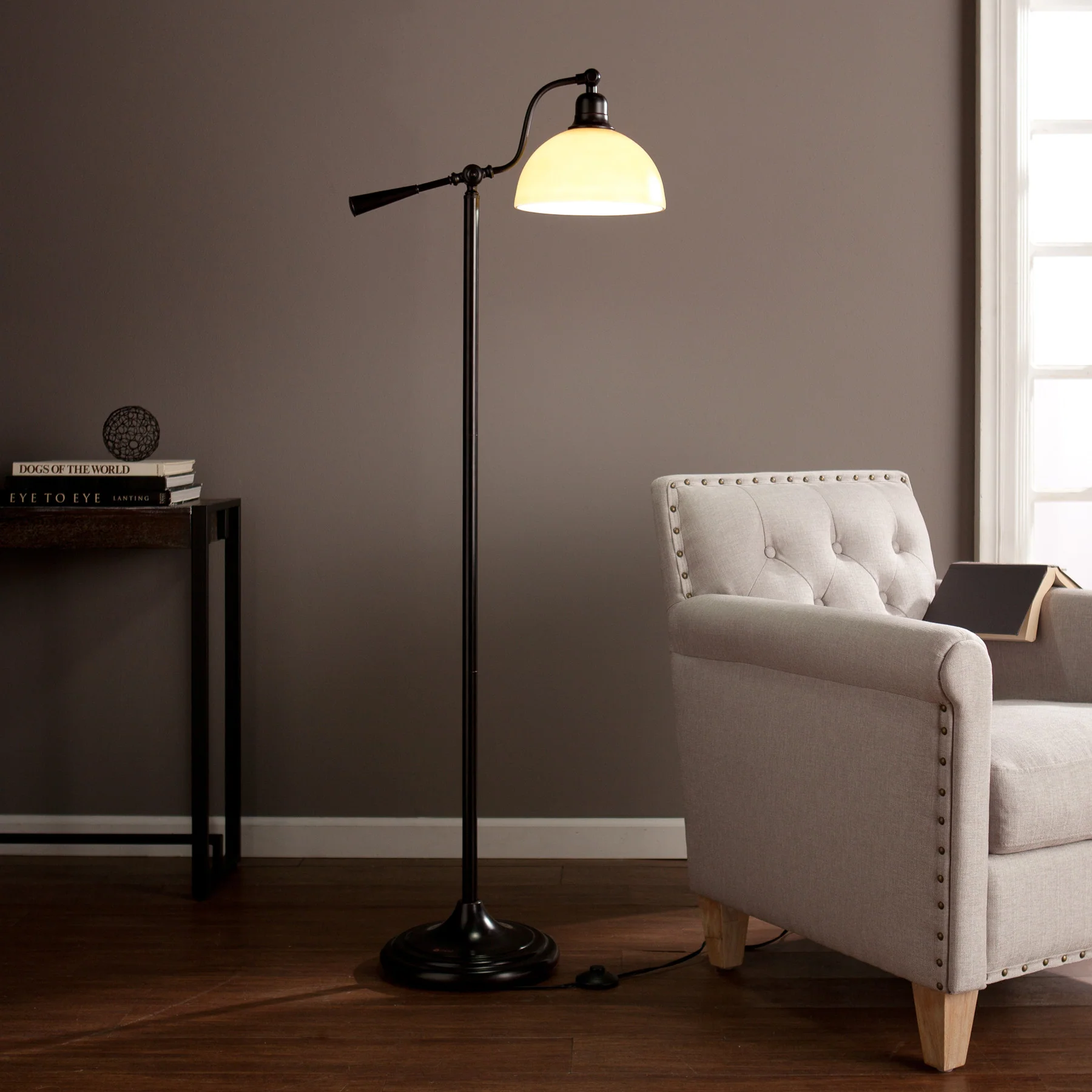 Classic Floor Lamp - Image 2