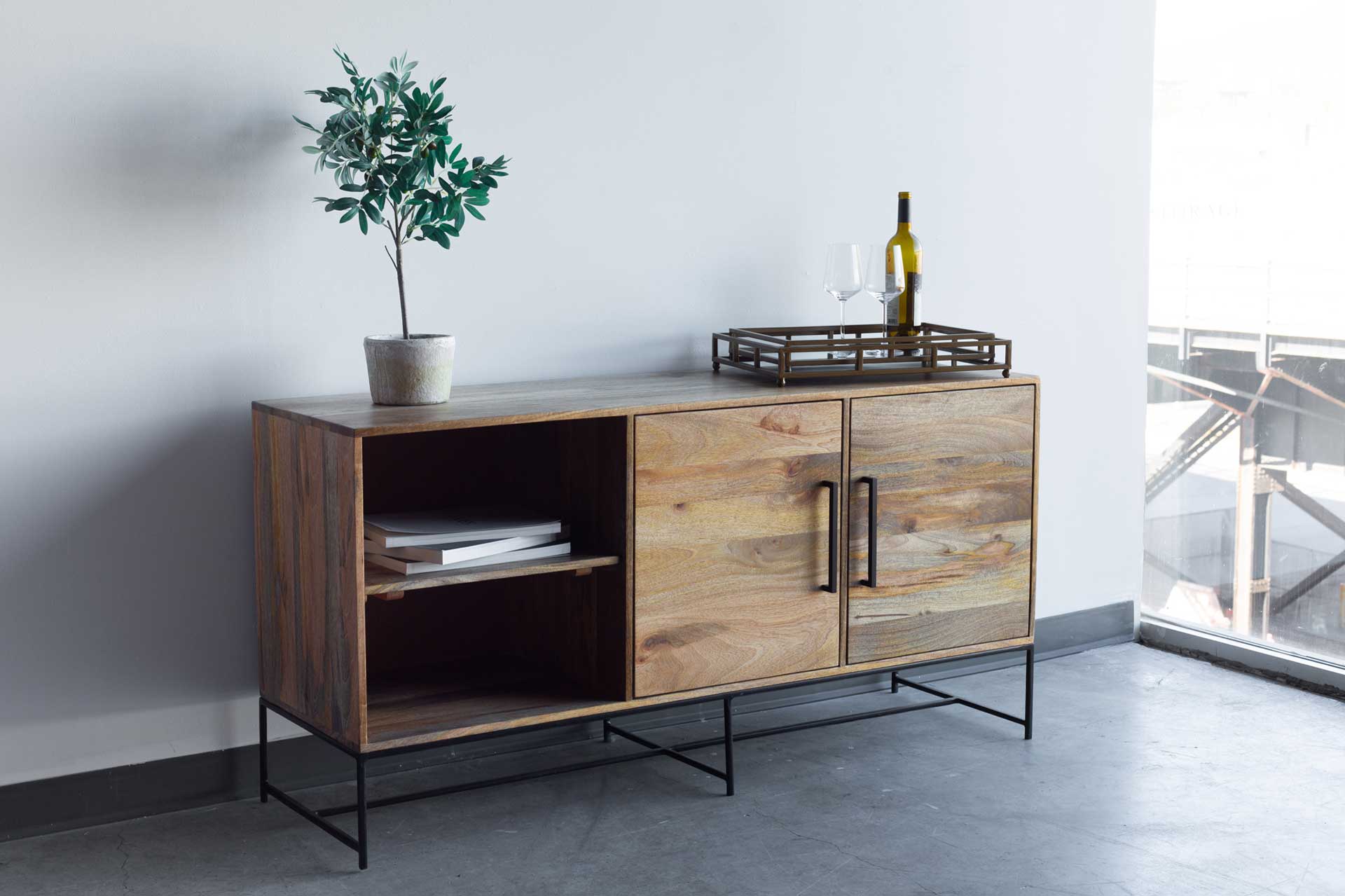 Clyde Entertainment Unit - Image 4