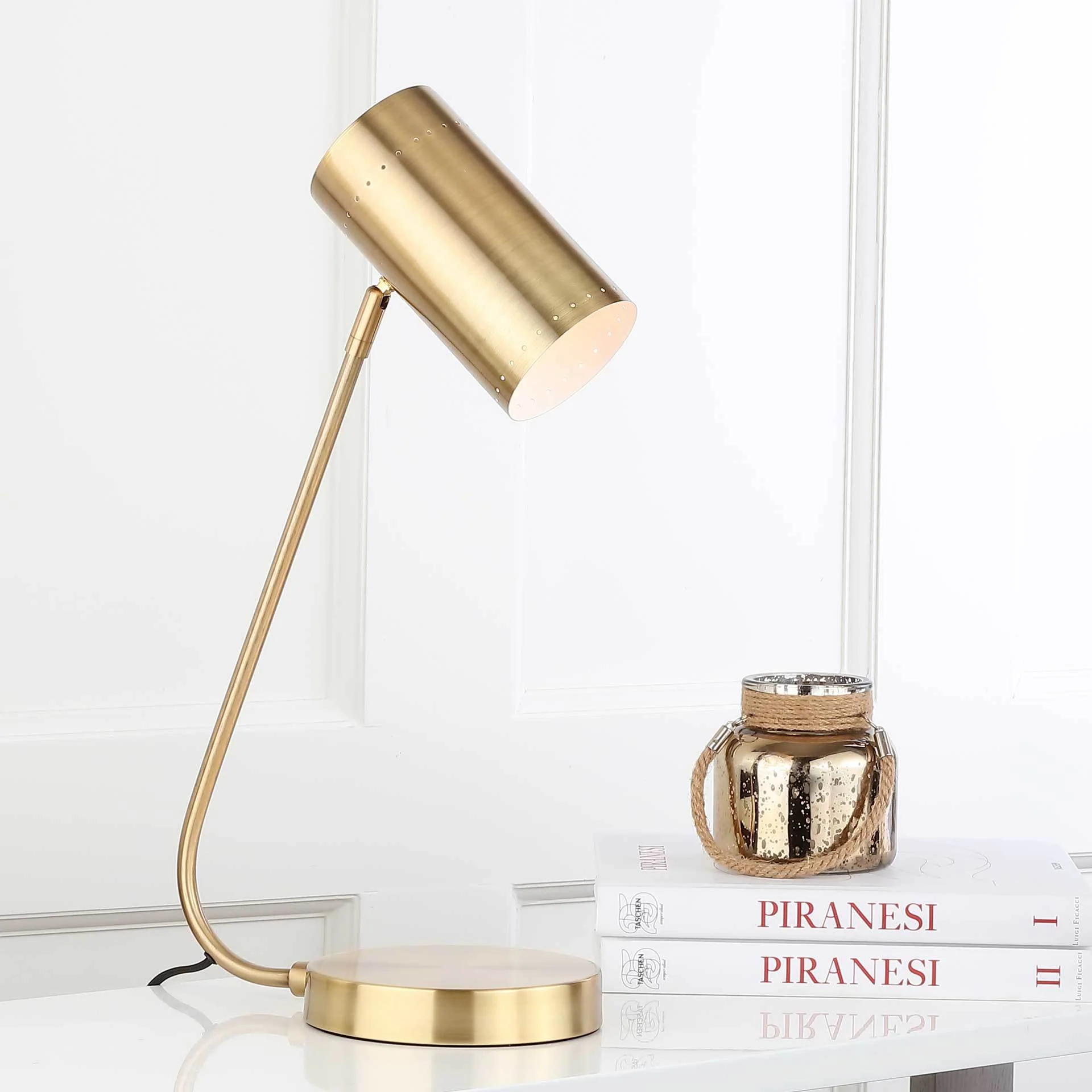 Craig Table Lamp Gold - Image 4