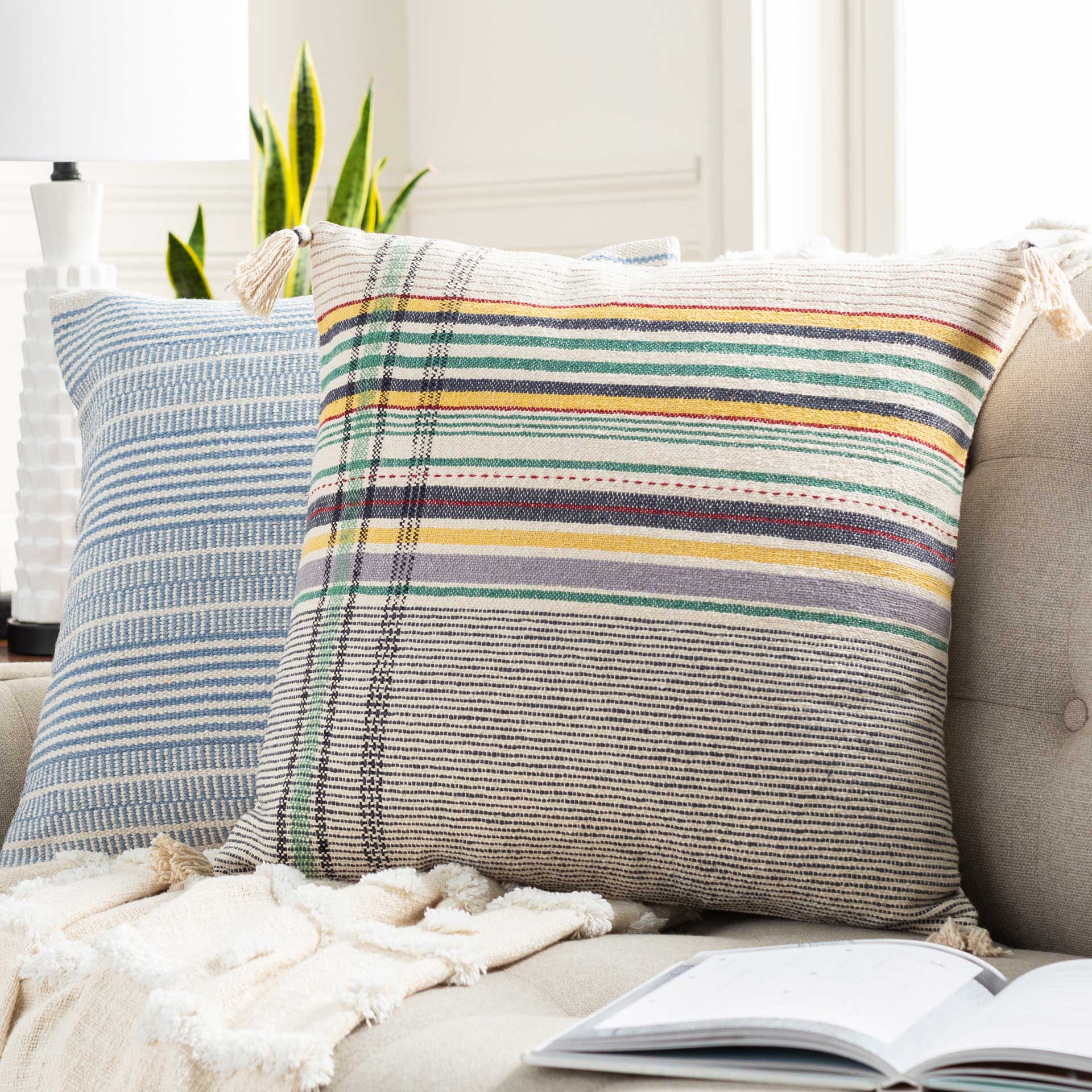 Dayton Pillow Black/Ivory/Navy - Image 3