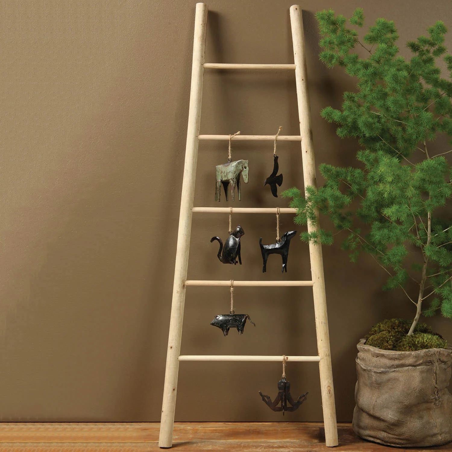 Decorative Wood Ladder - Image 2