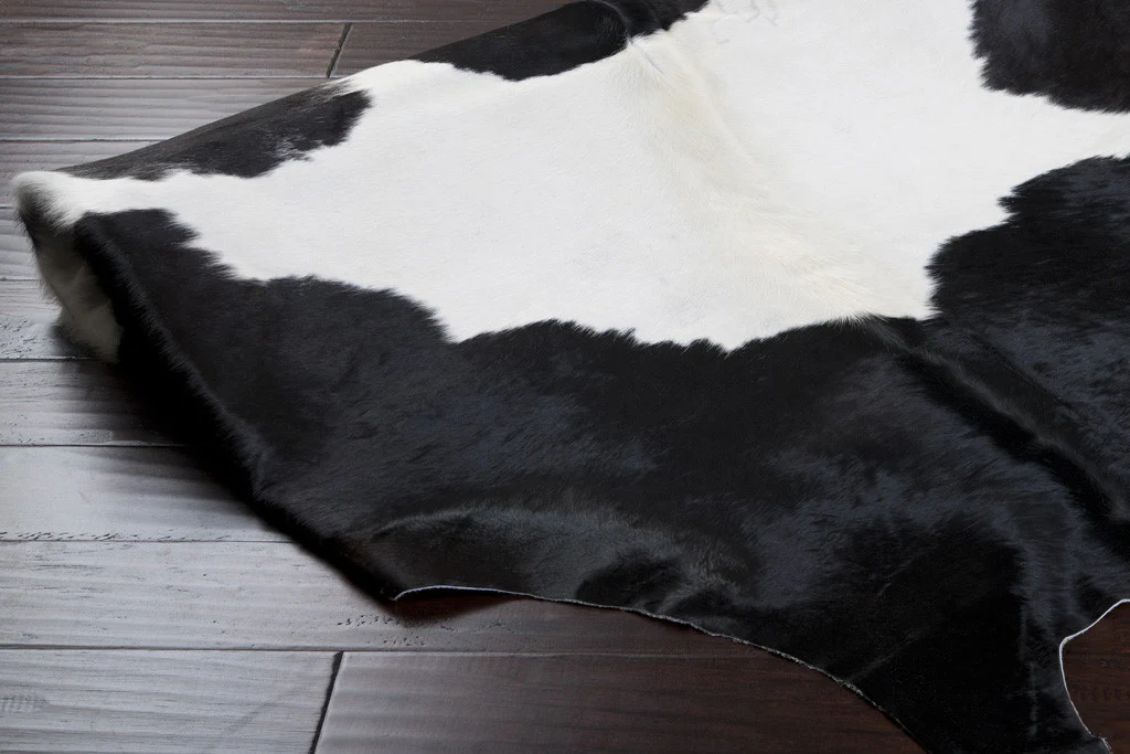 Duke Ivory/Black Cowhide Rug - Image 2