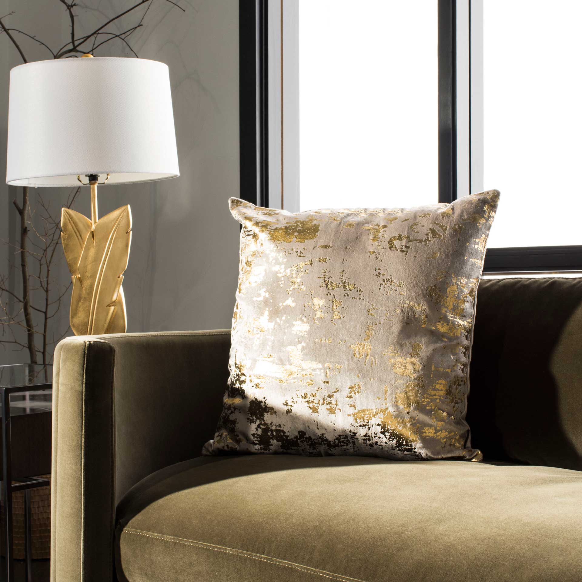 Edge Metallic Pillow Beige/Gold - Image 7